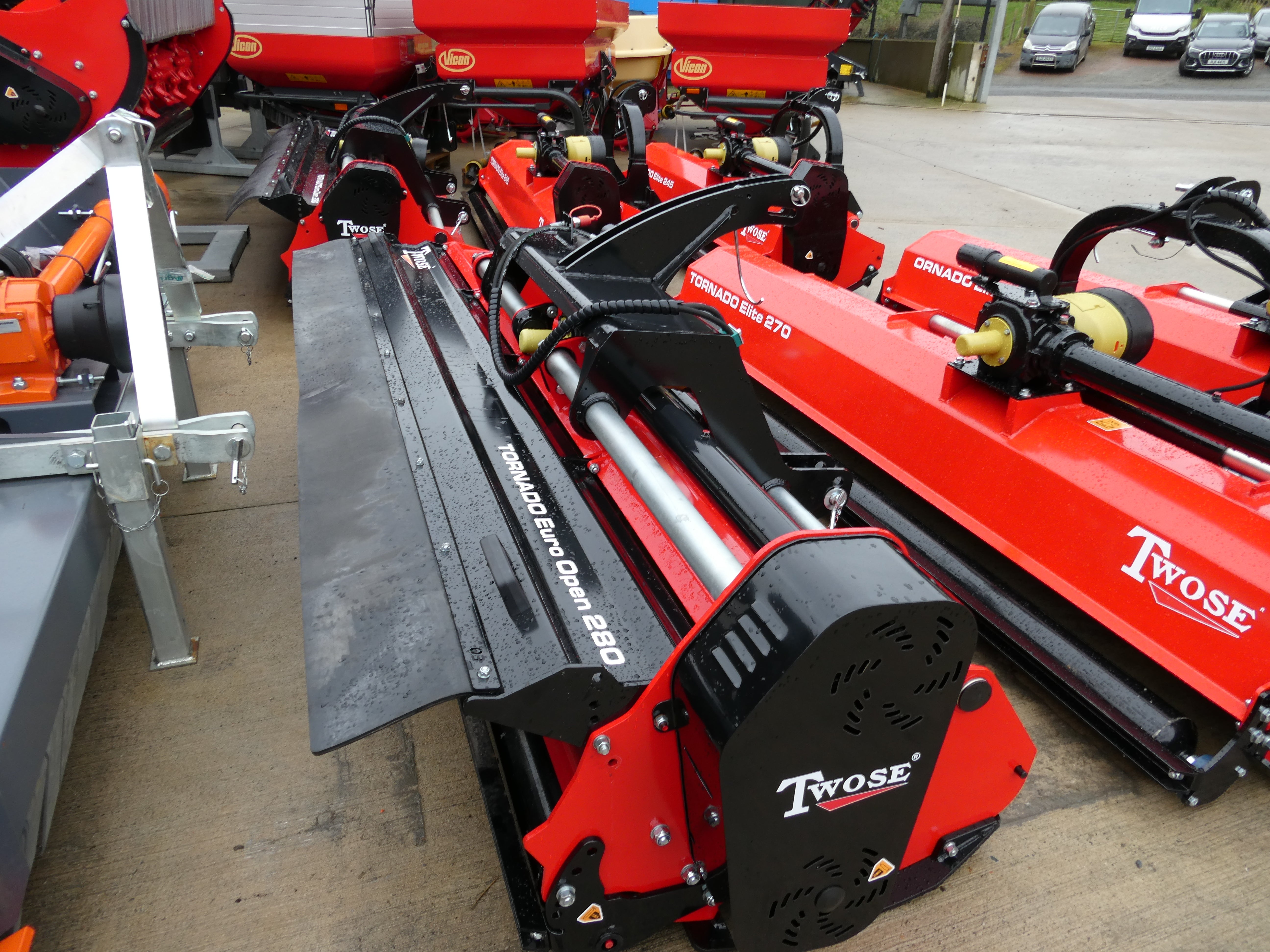 Twose Tornado 280 Open flail shredder