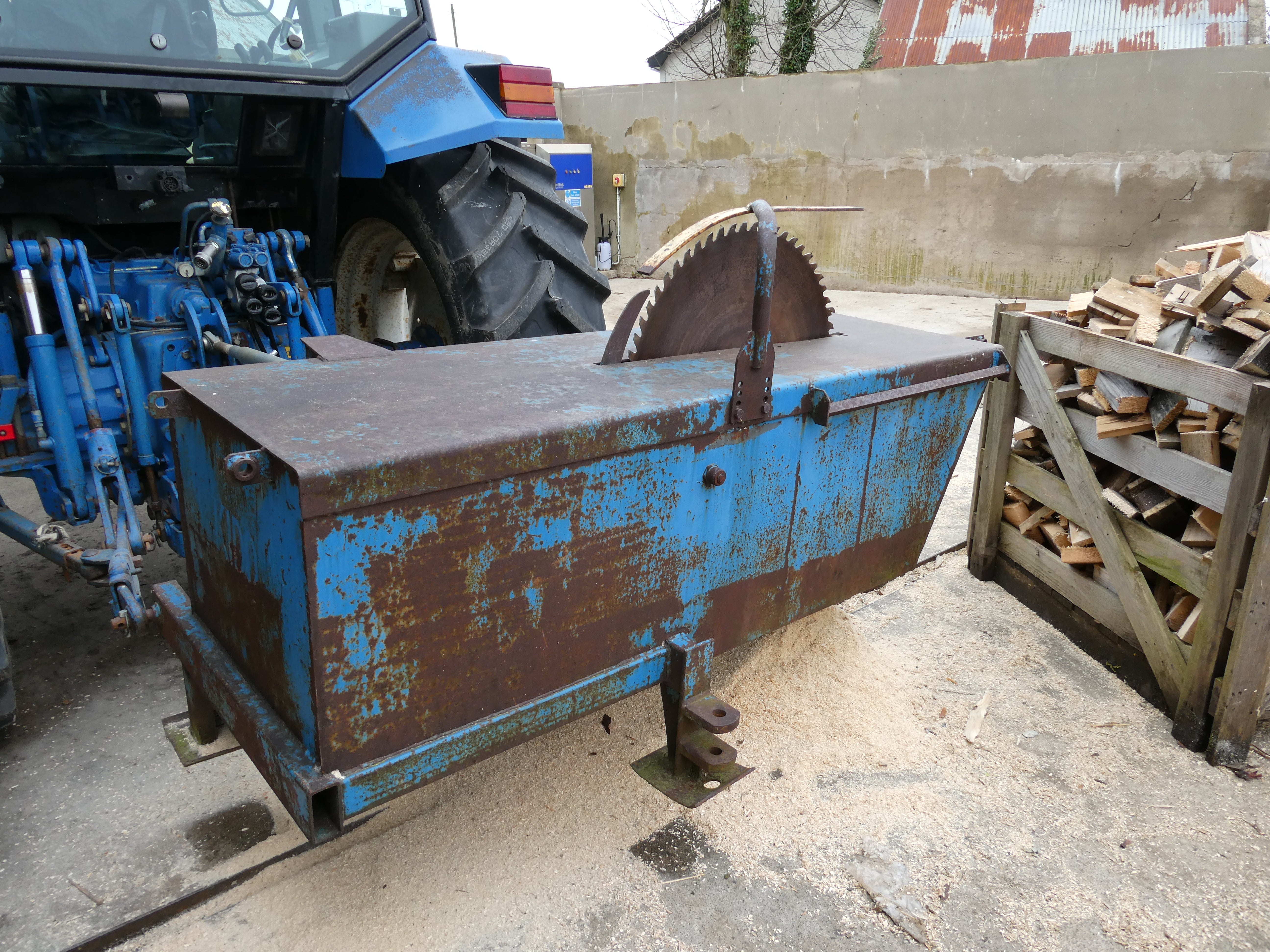 Kidd PTO Saw Bench