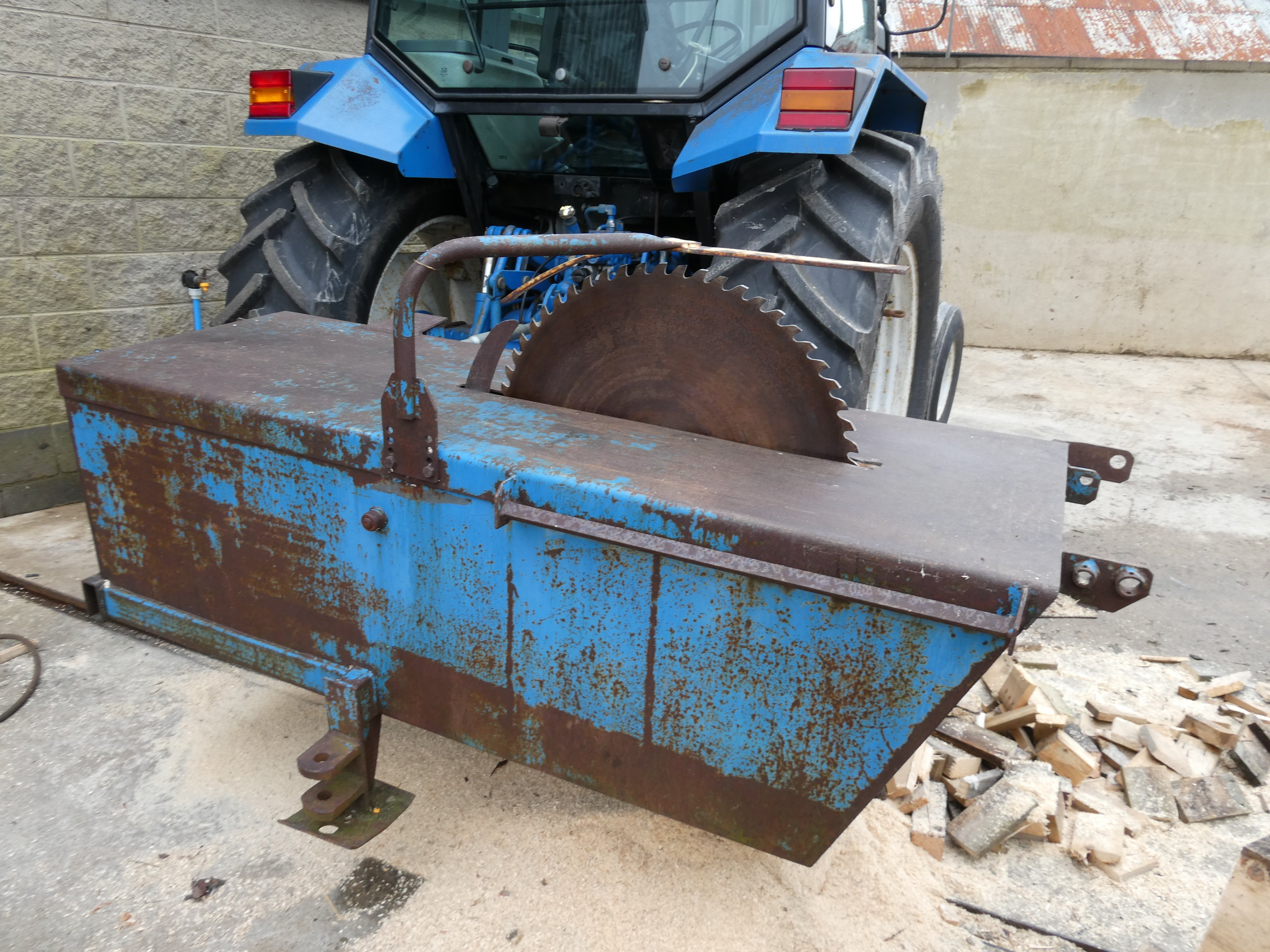 Kidd PTO Saw Bench