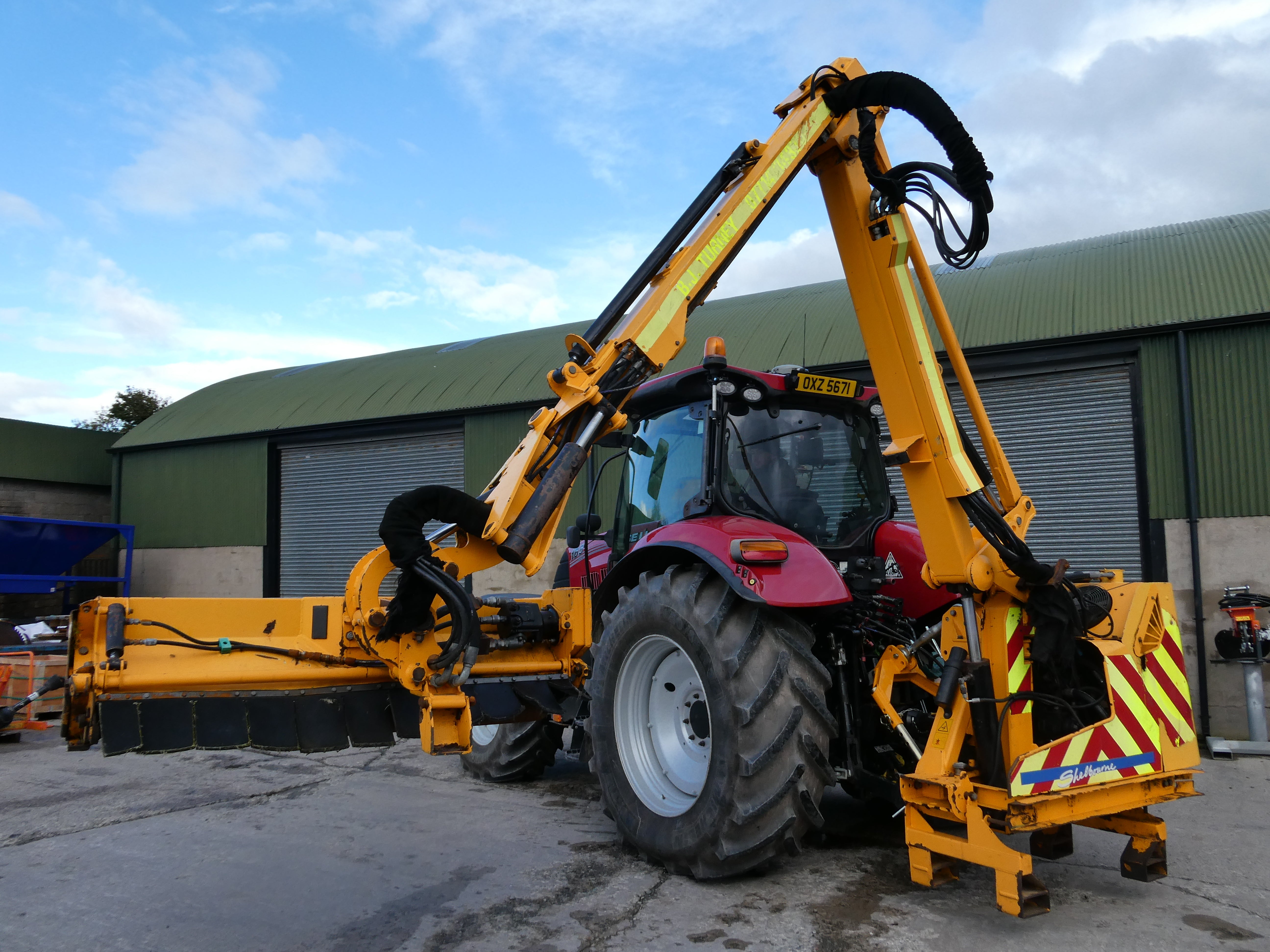 ShelbourneHD775VFR Hedgecutter waiting to be checked over