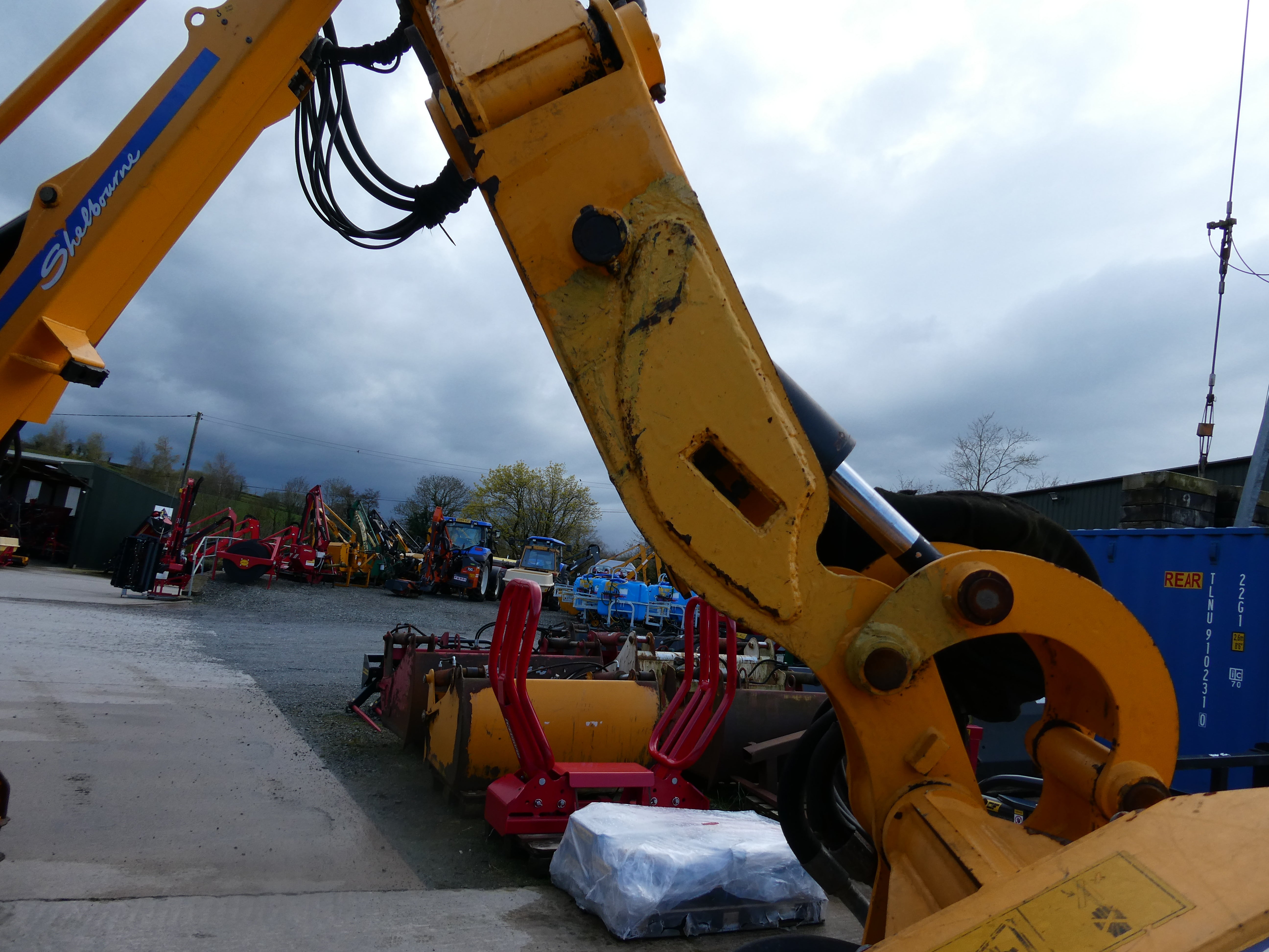 ShelbourneHD775VFR Hedgecutter waiting to be checked over