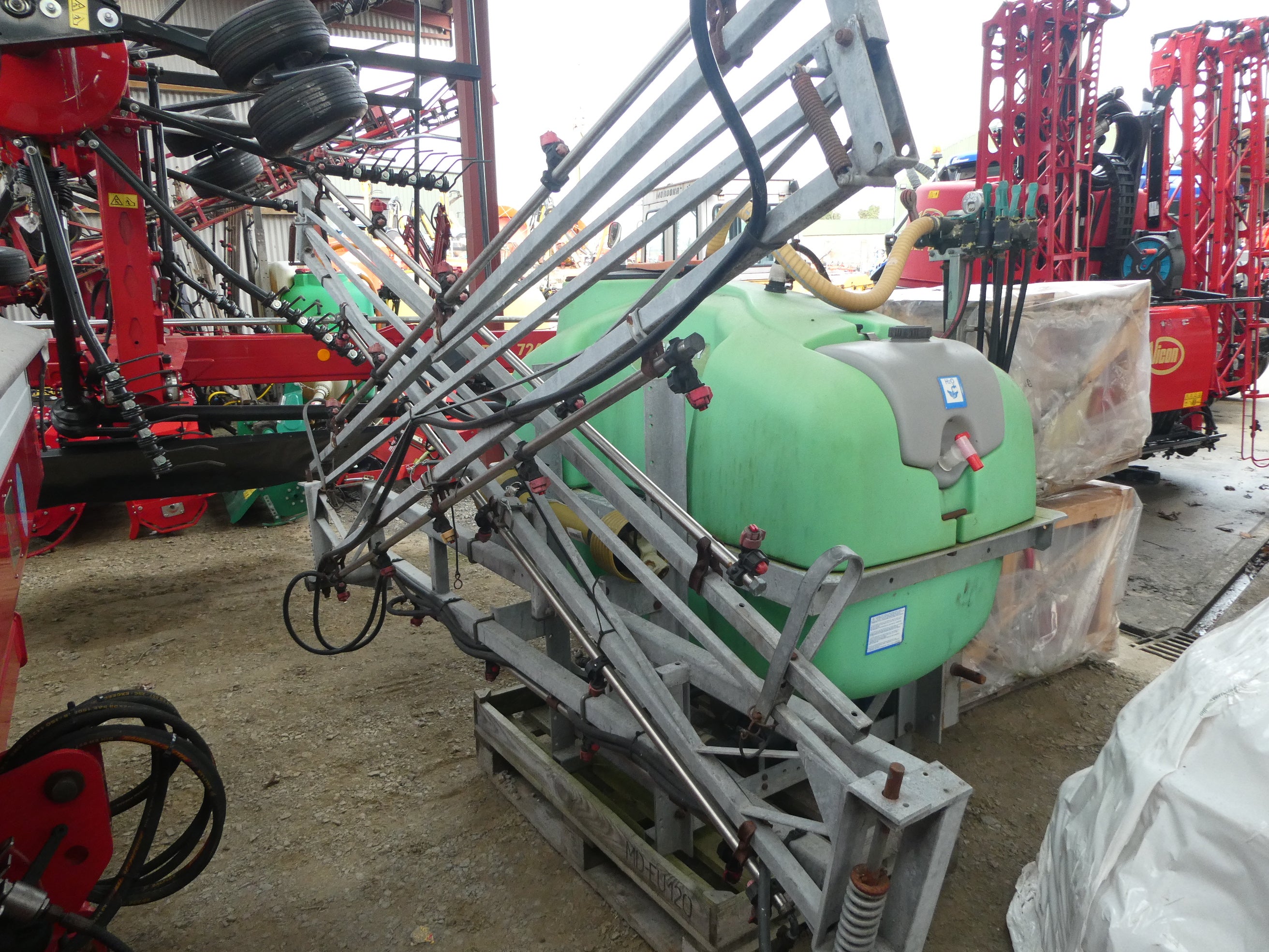 Fullspray 600lt crop sprayer