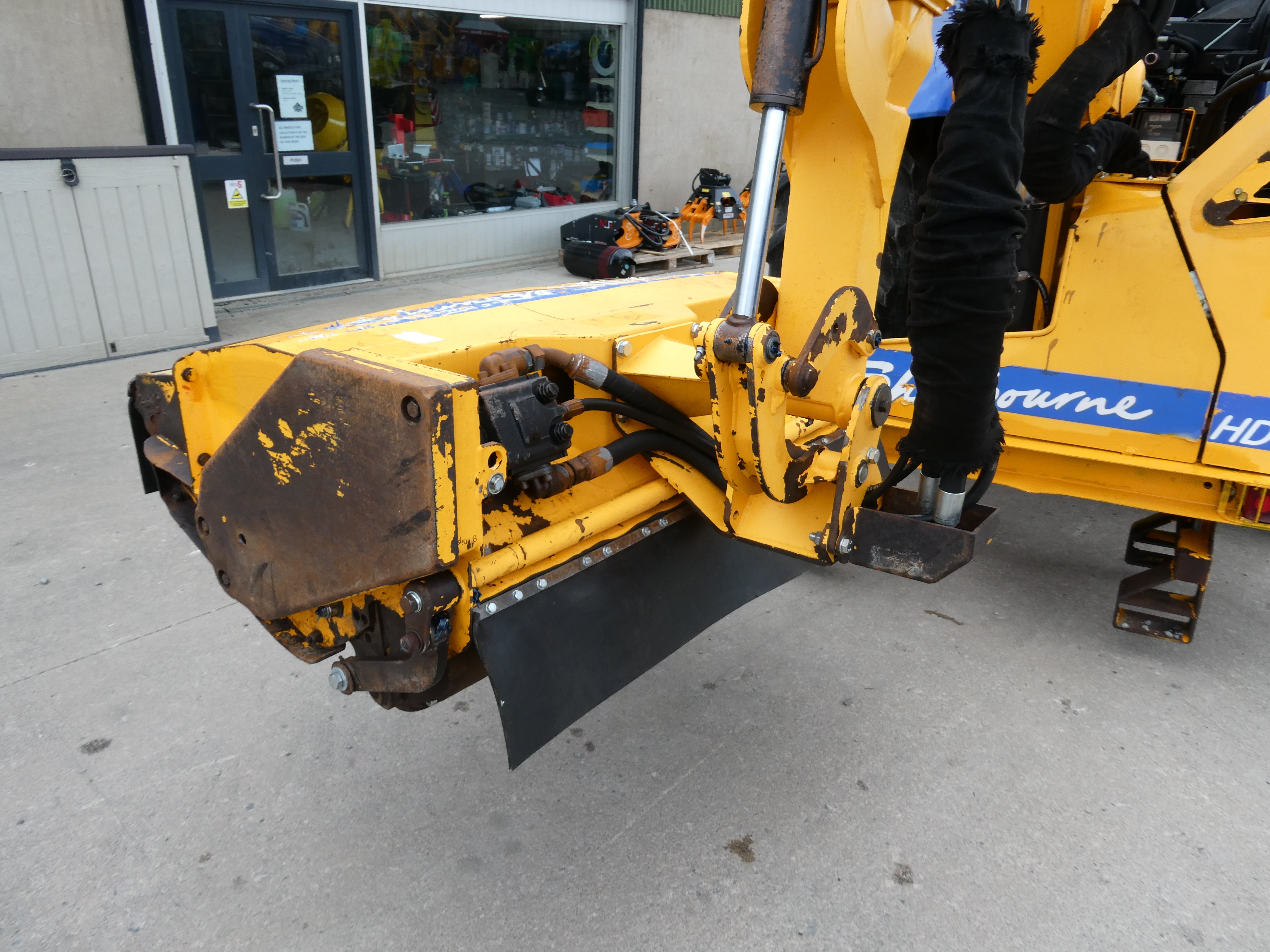 Shelbourne HD770 Hedgecutter