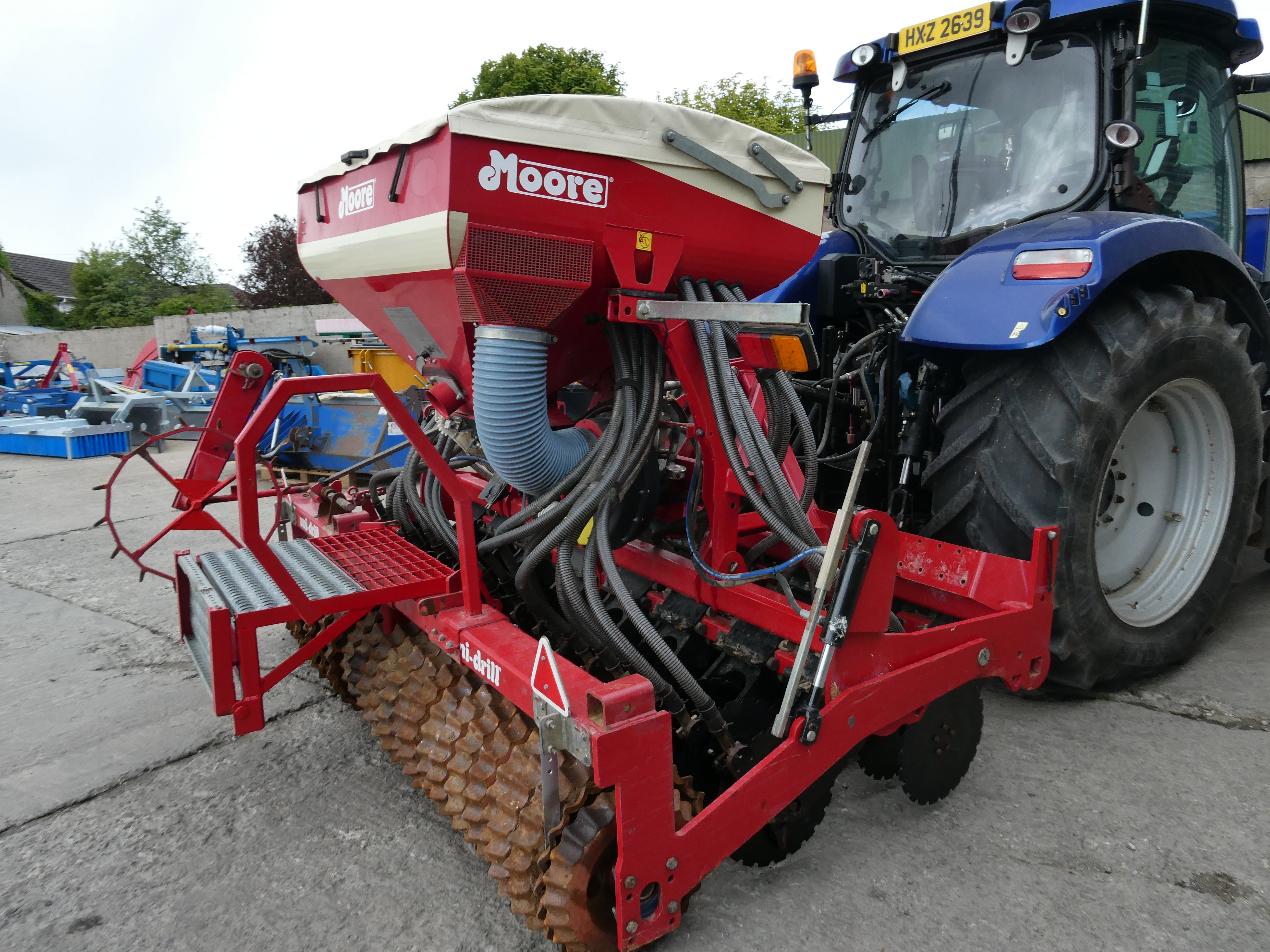 2020 Moore 32 row Grassland UniDrill