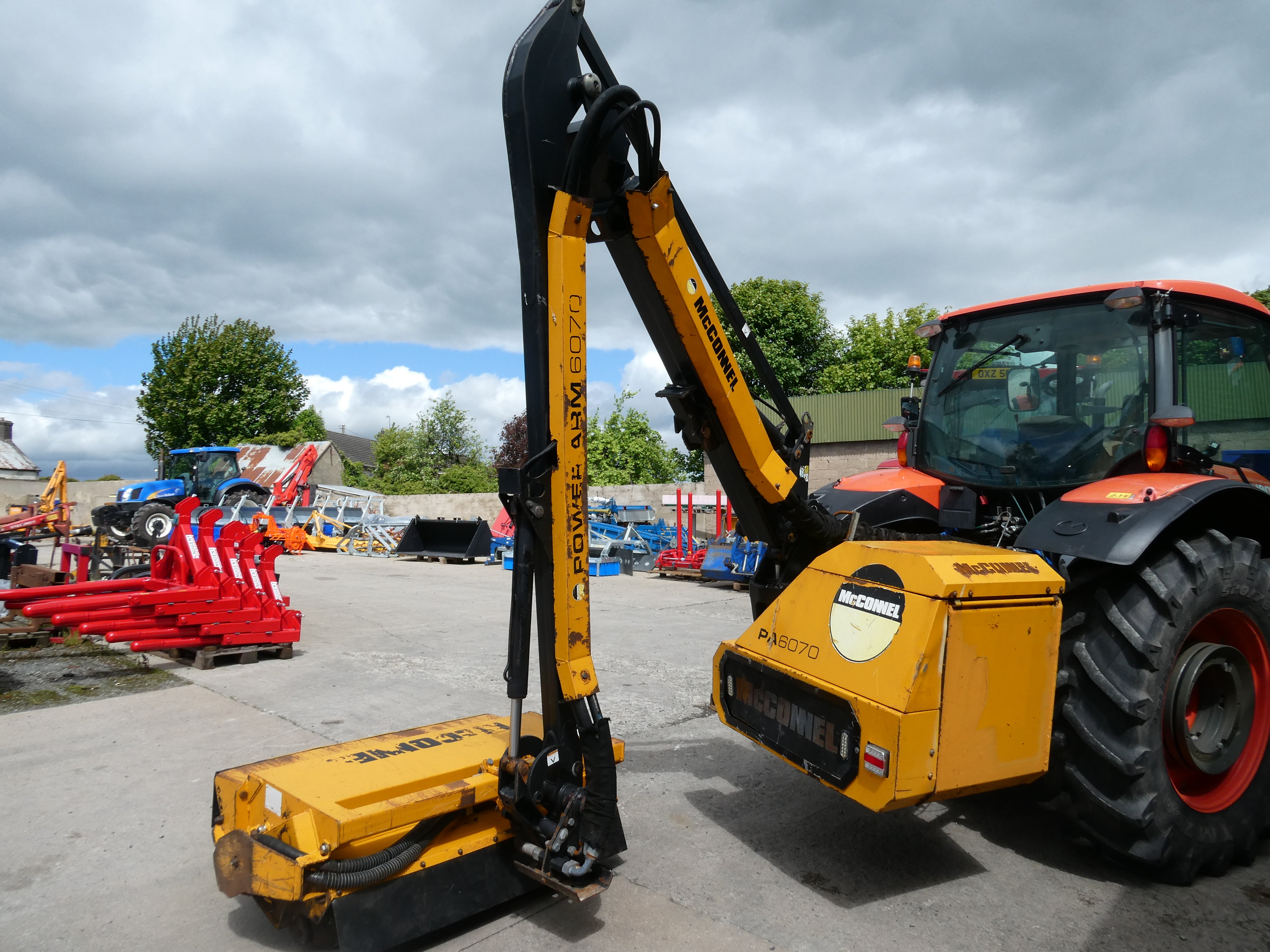 McConnel PA6070 Hedgecutter