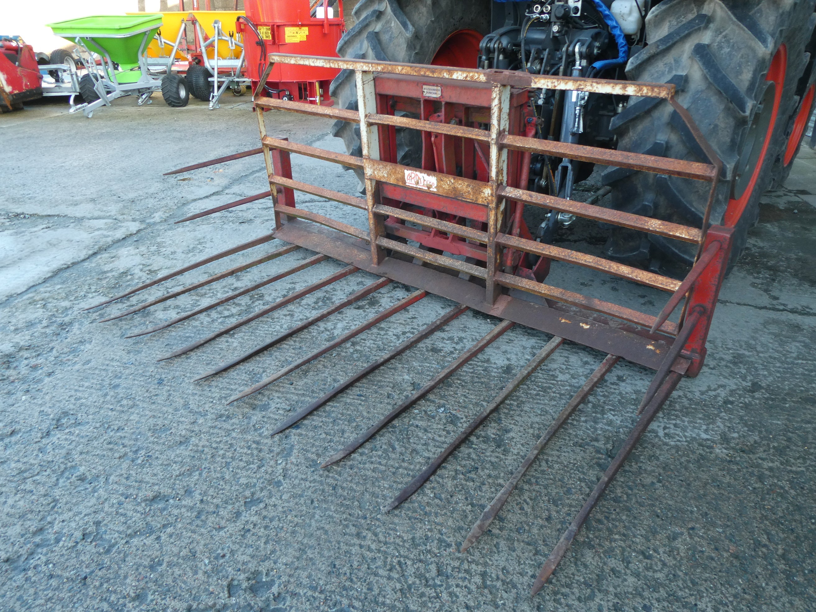 Used 11 tine Buckrake