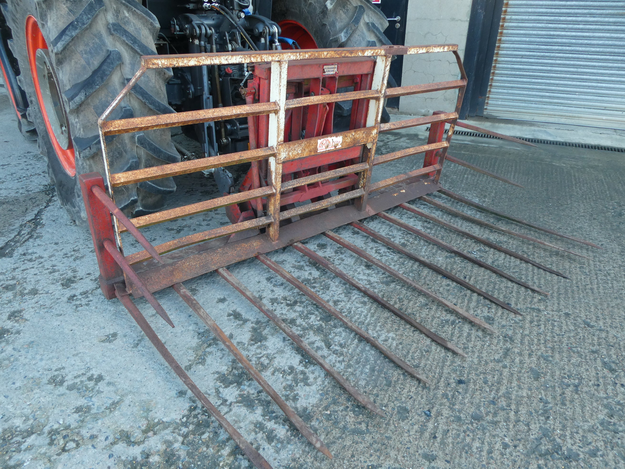 Used 11 tine Buckrake