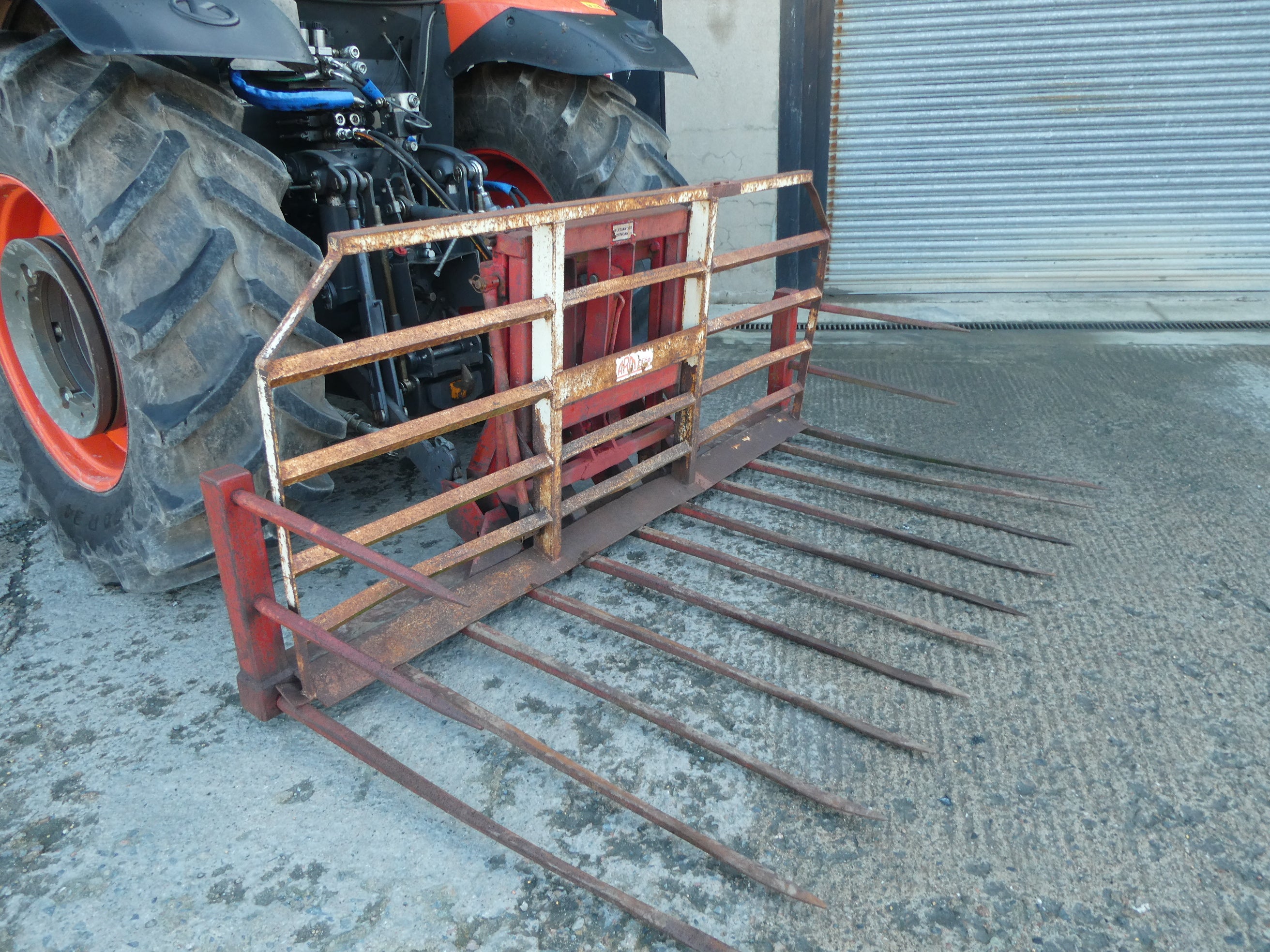 Used 11 tine Buckrake