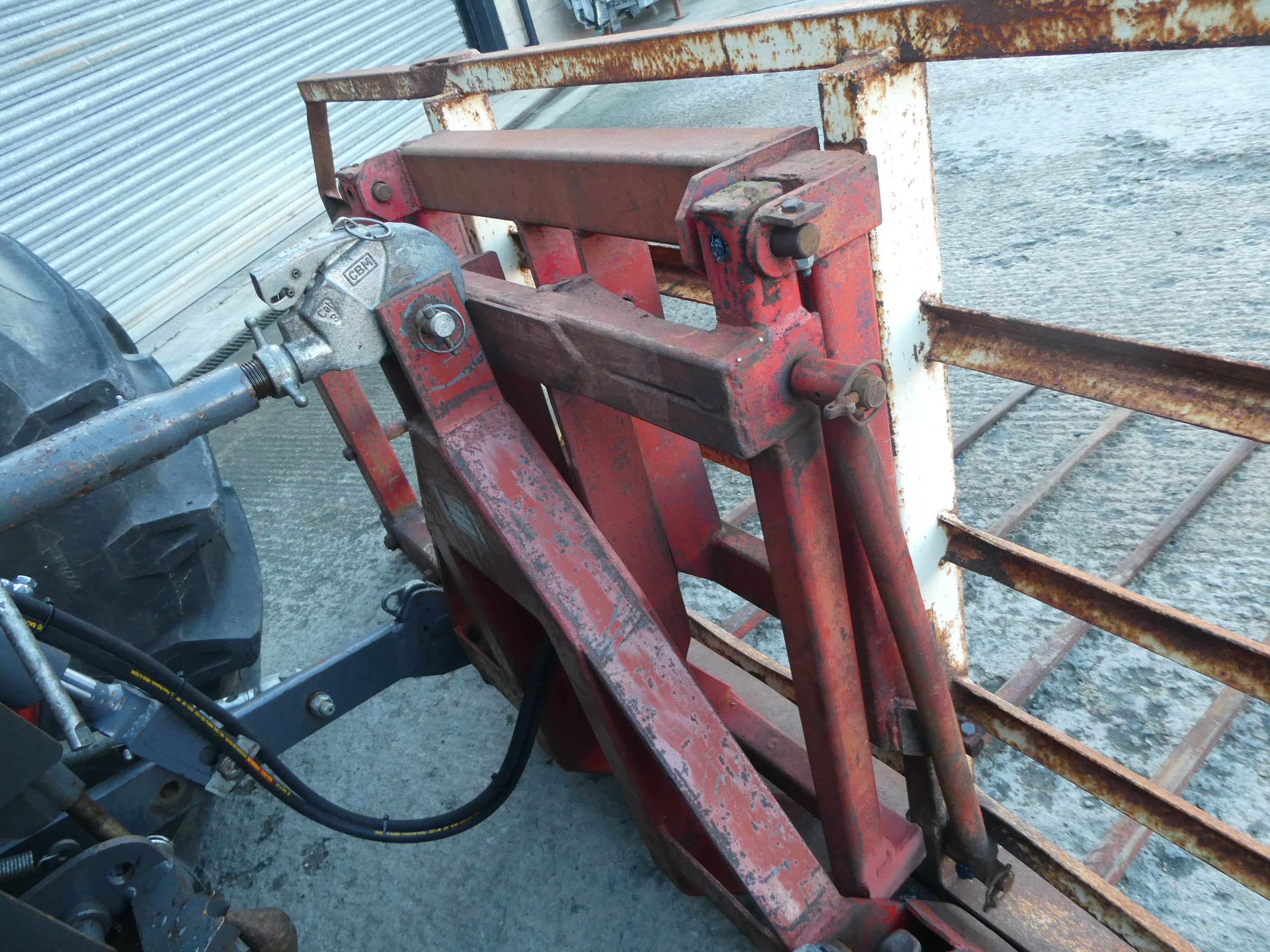 Used 11 tine Buckrake