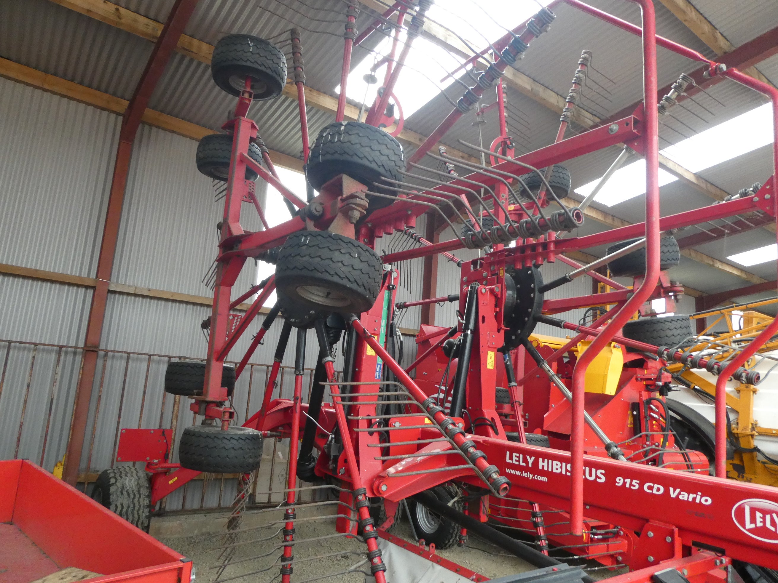 Lely Hibiscuis 915 Vario Rake