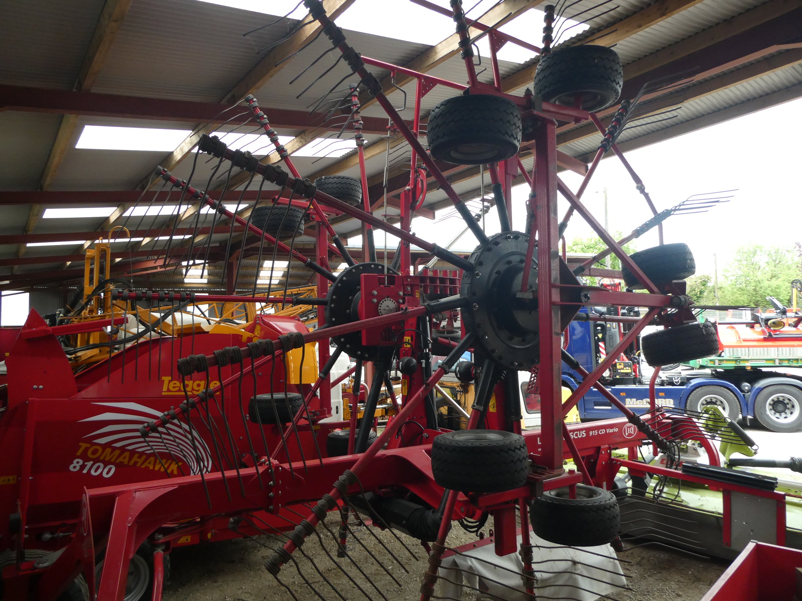 Lely Hibiscuis 915 Vario Rake