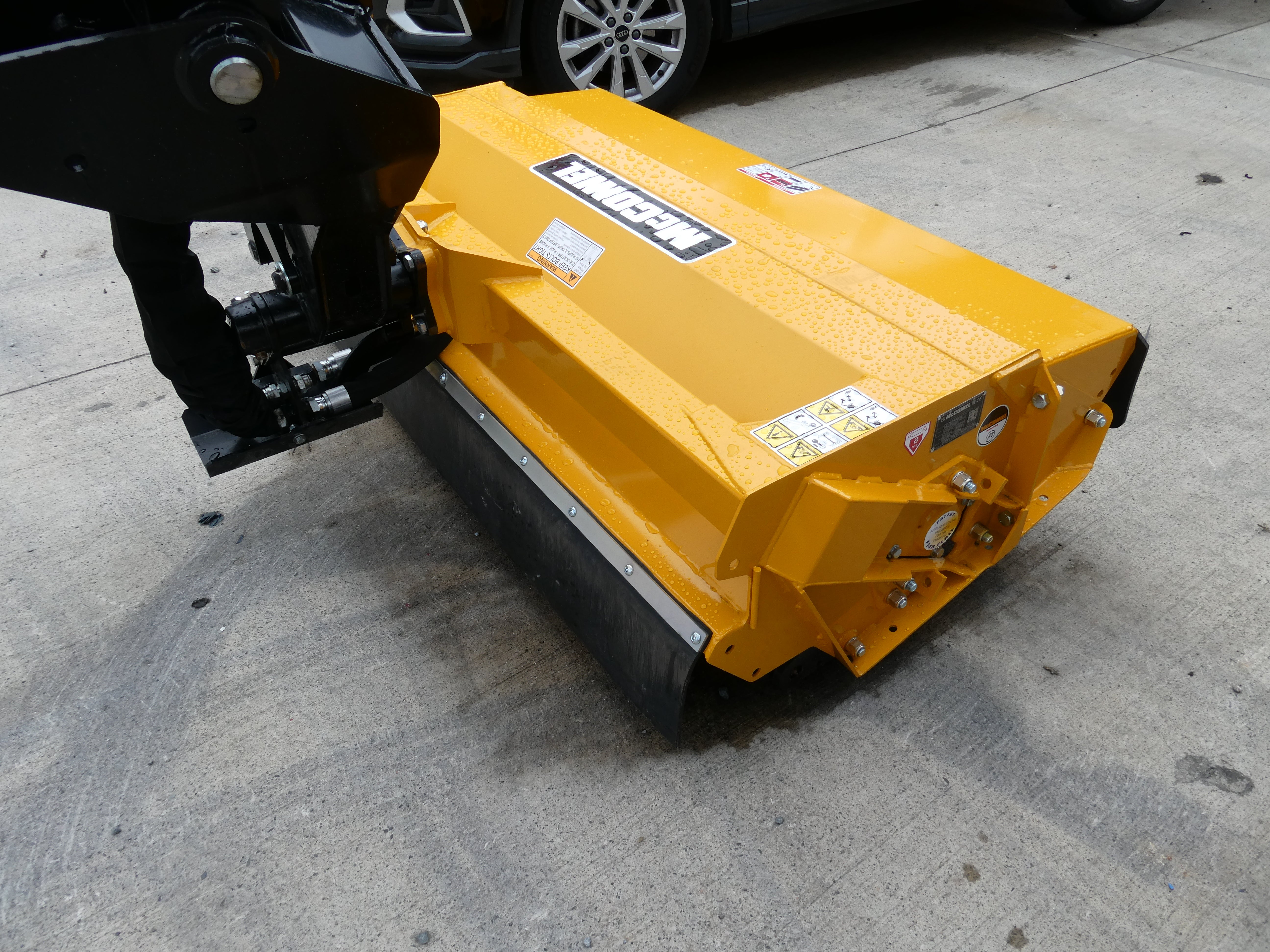Unused McConnel PA7282 Hedgecutter