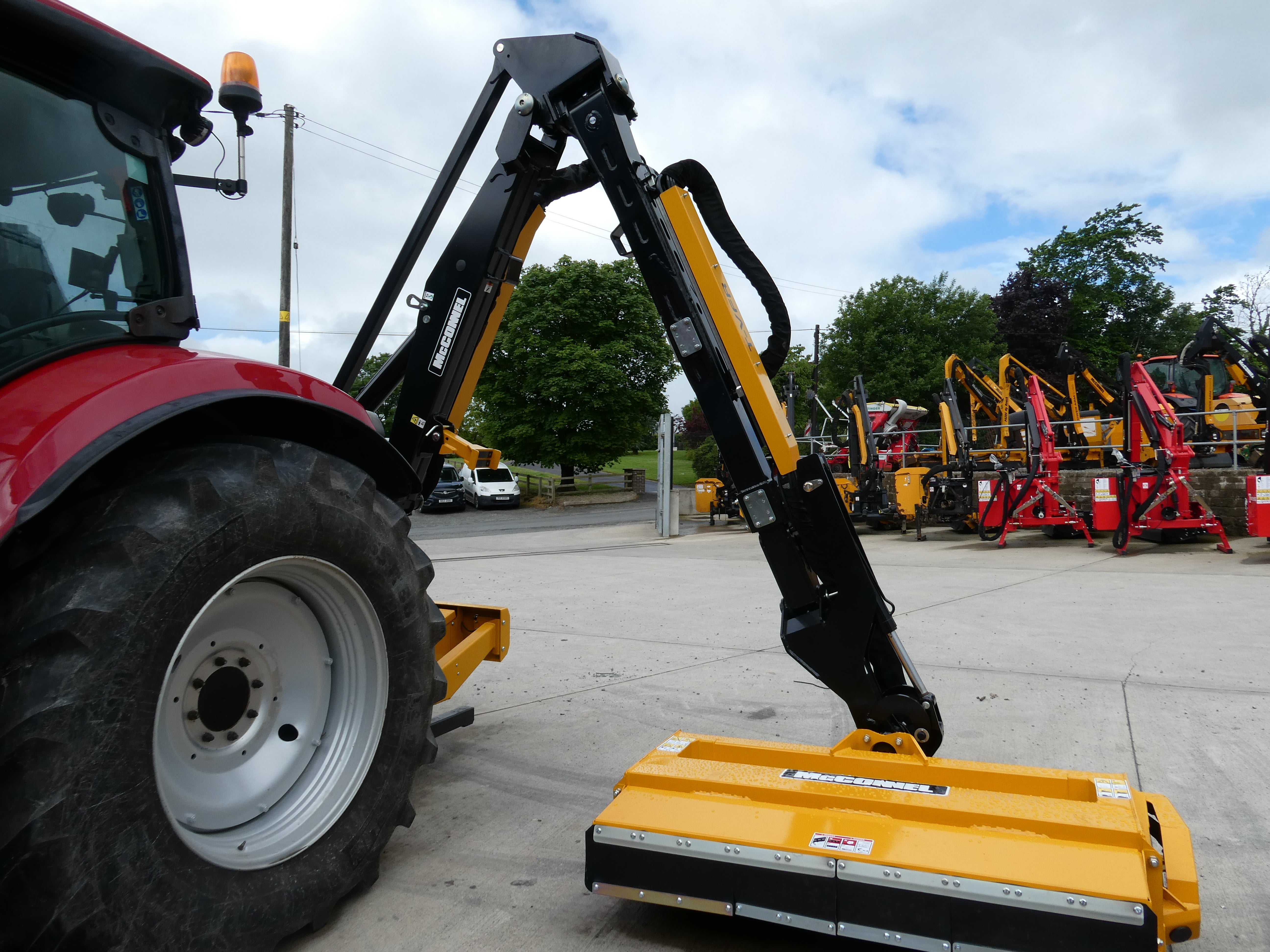 Unused McConnel PA7282 Hedgecutter