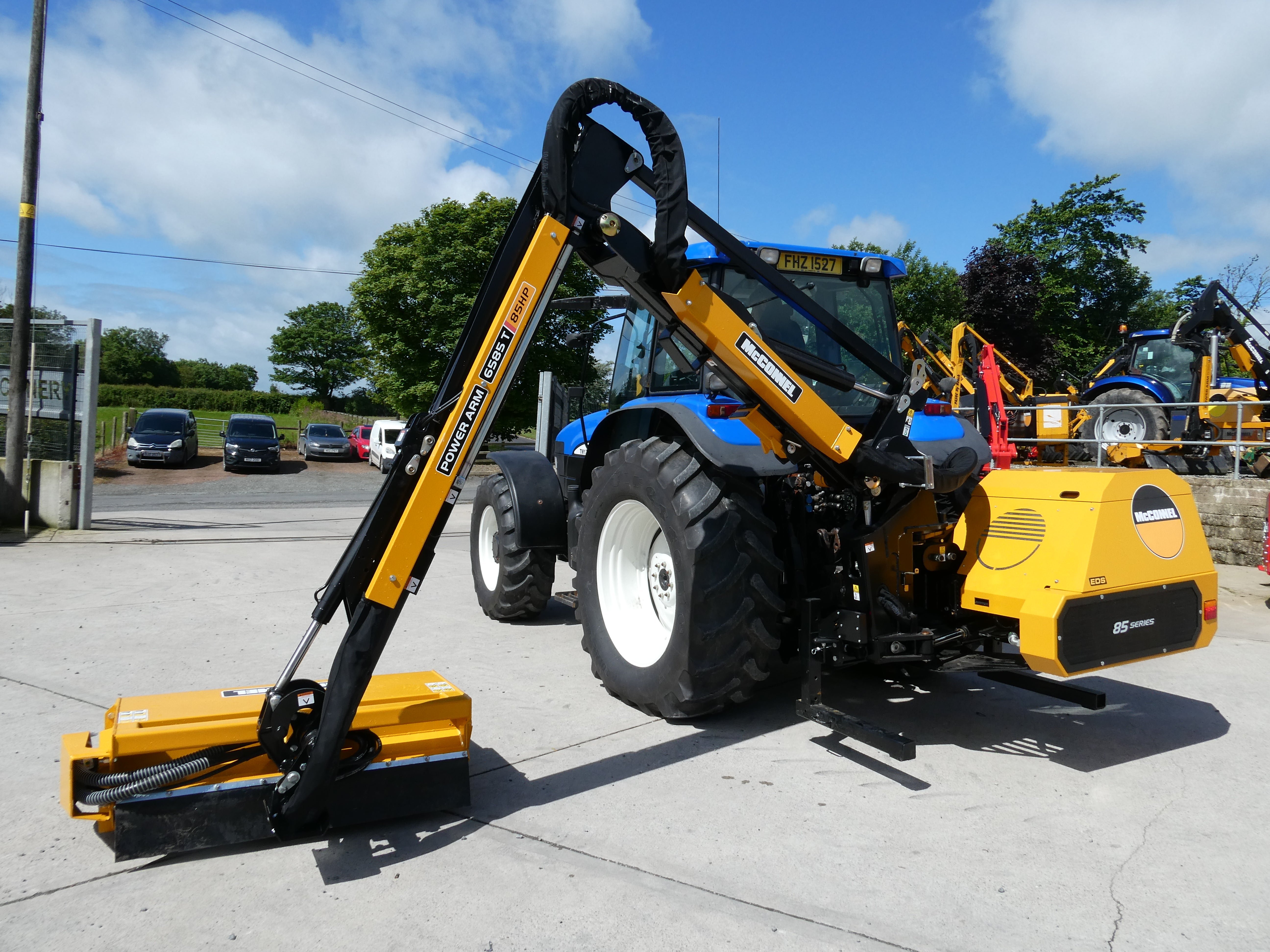 Unused McConnel PA6585 Hedgecutter