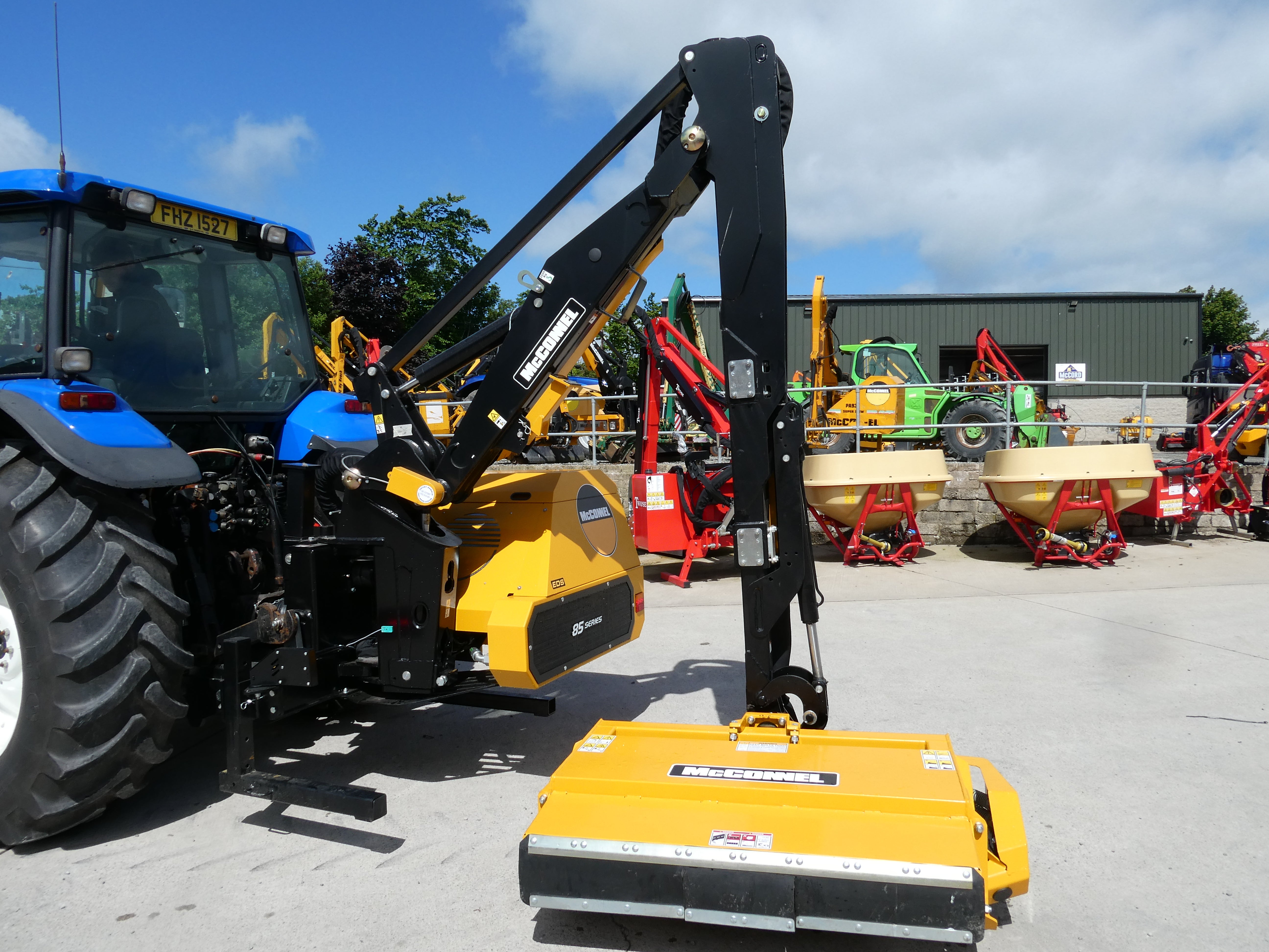 Unused McConnel PA6585 Hedgecutter