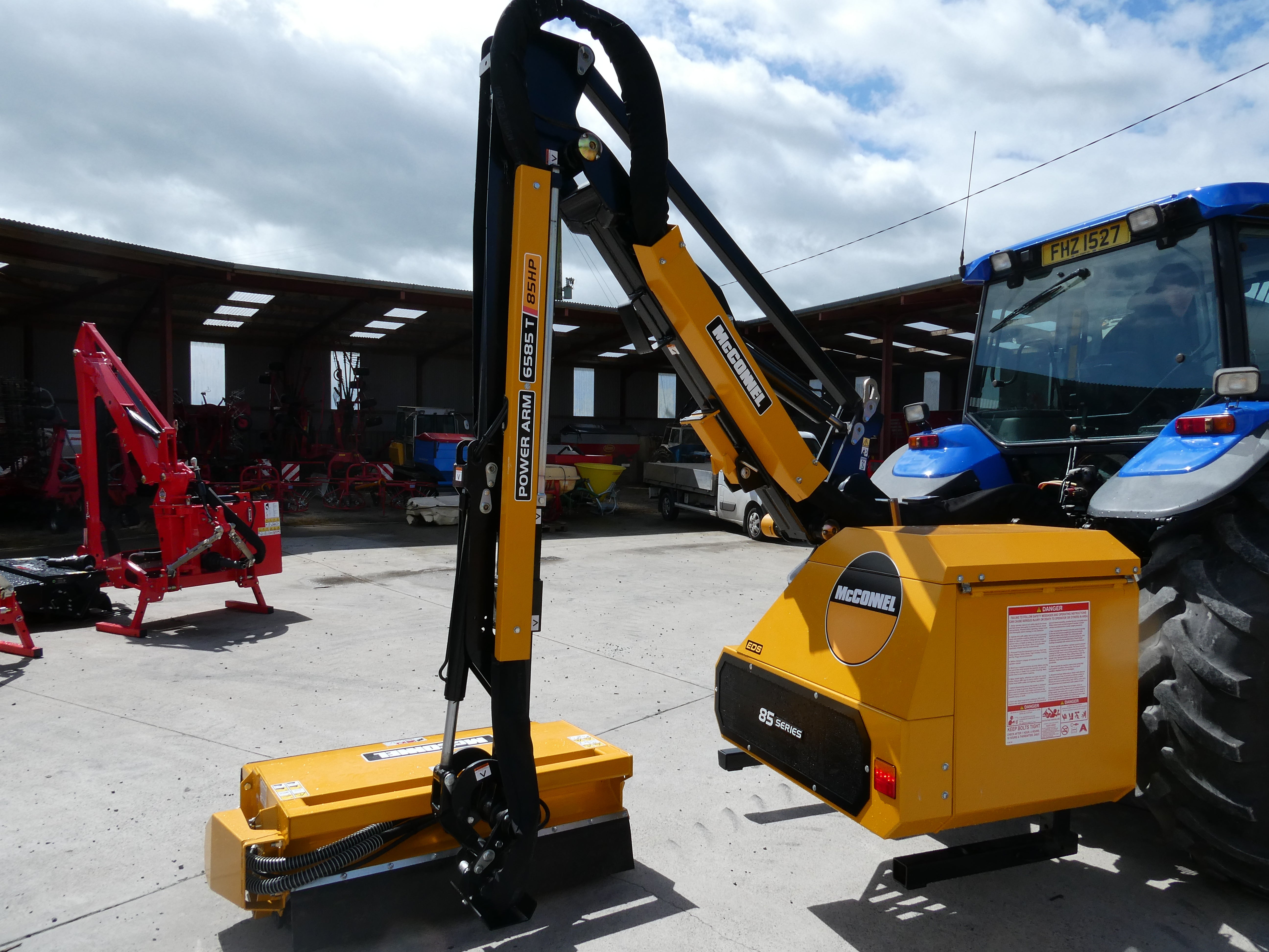Unused McConnel PA6585 Hedgecutter