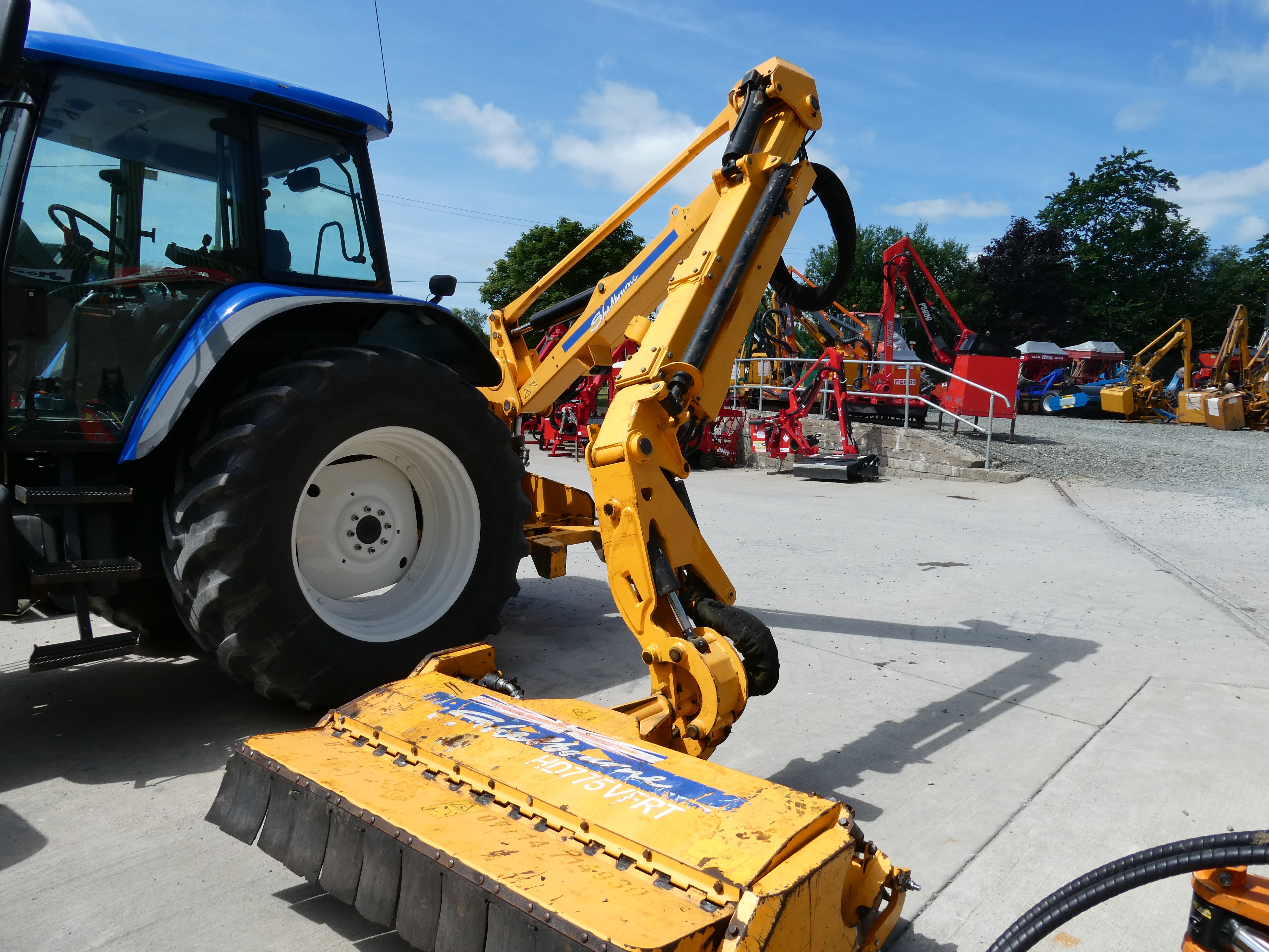 ShelbourneHD775VFR Hedgecutter