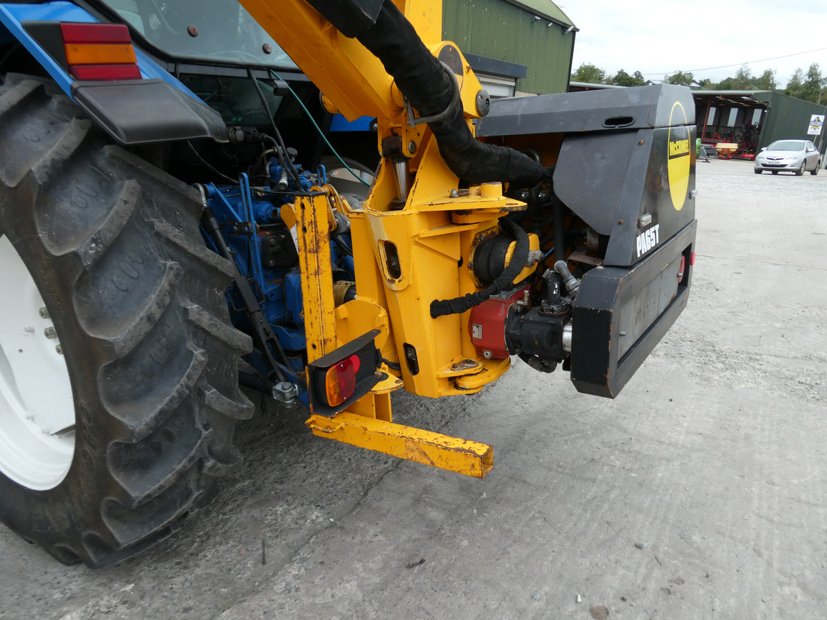 McConnel PA65T Hedgecutter