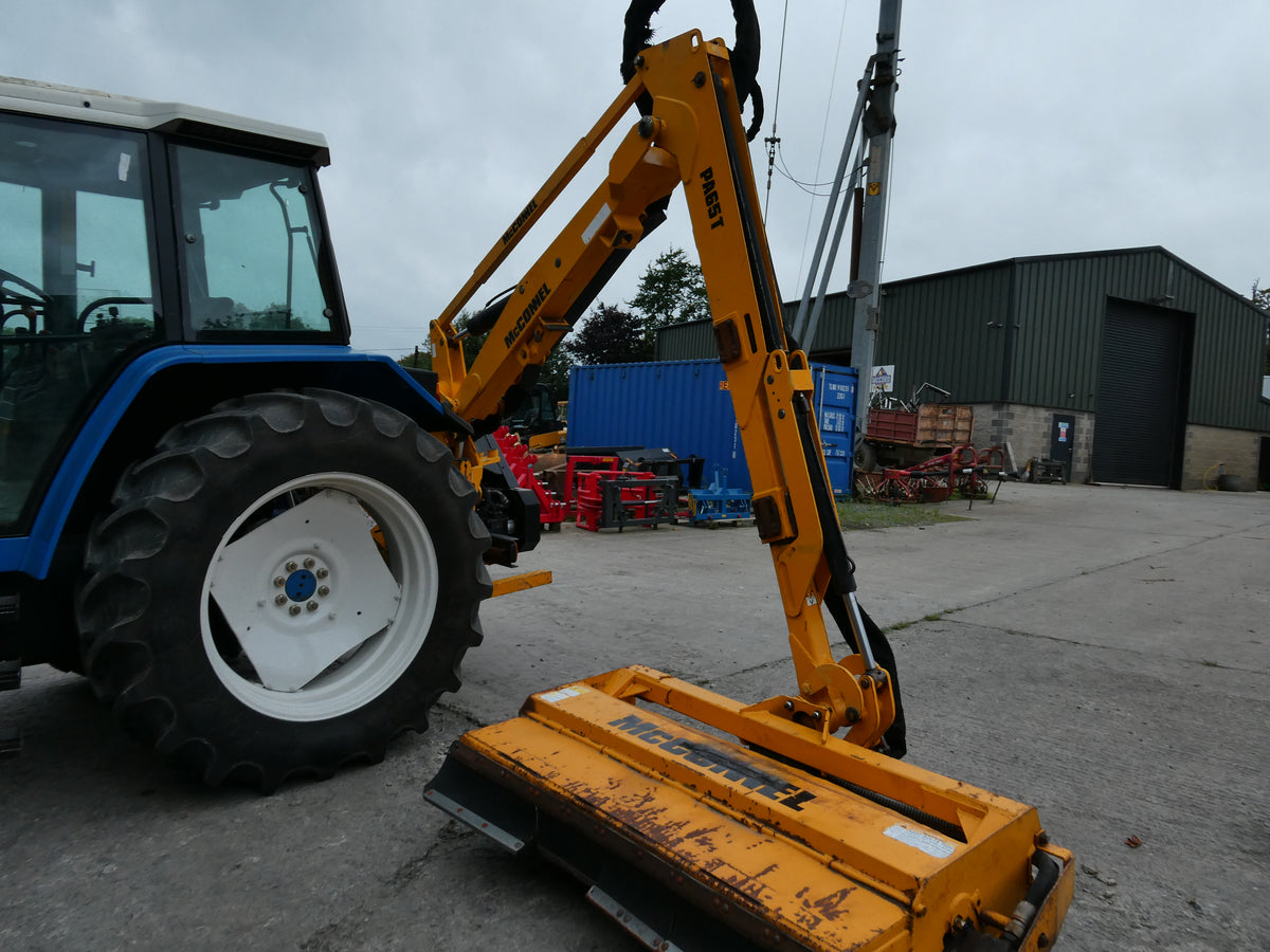 McConnel PA65T Hedgecutter