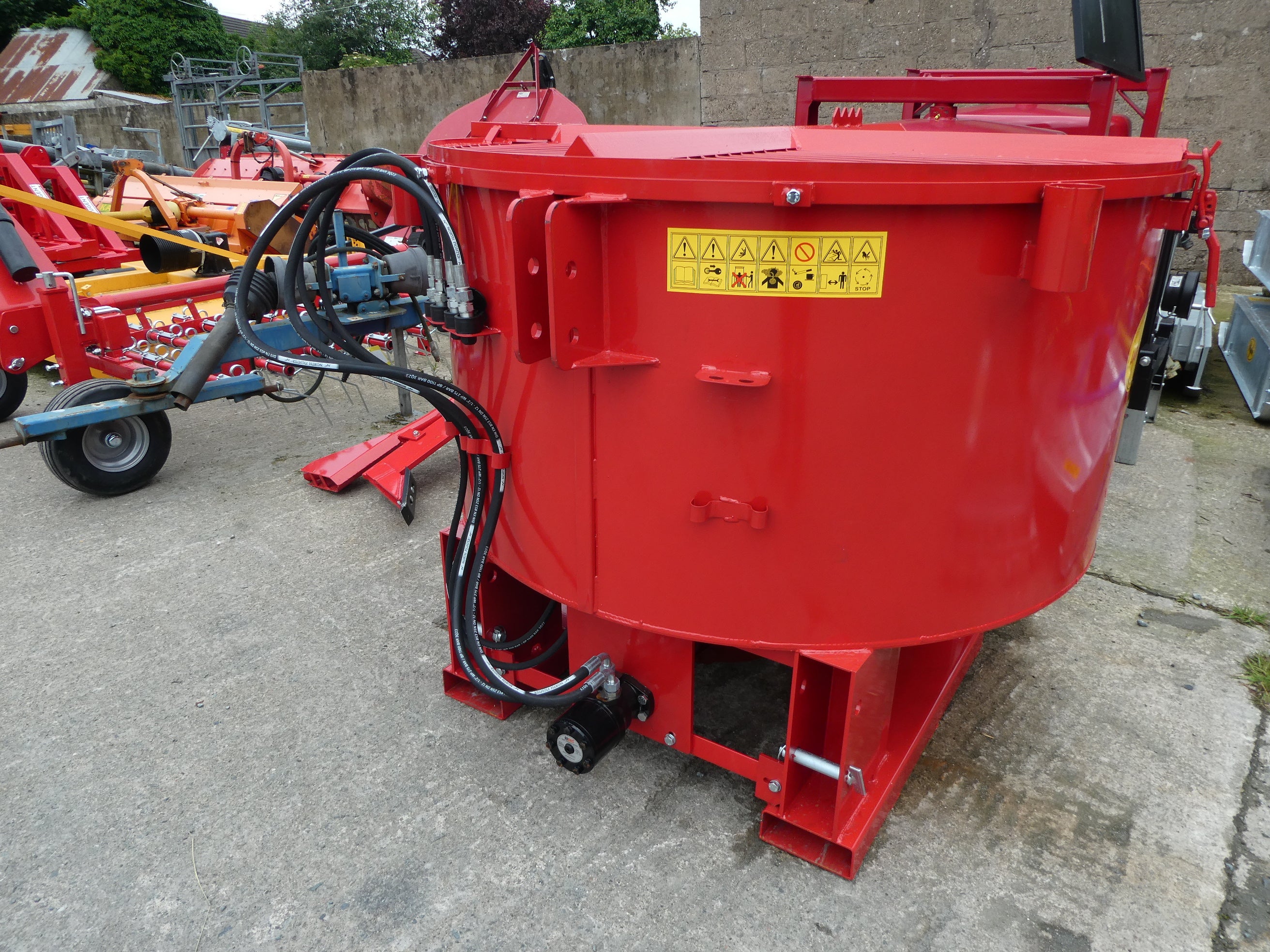 850lt Pan Mixer Hydraulic with hydraulic door