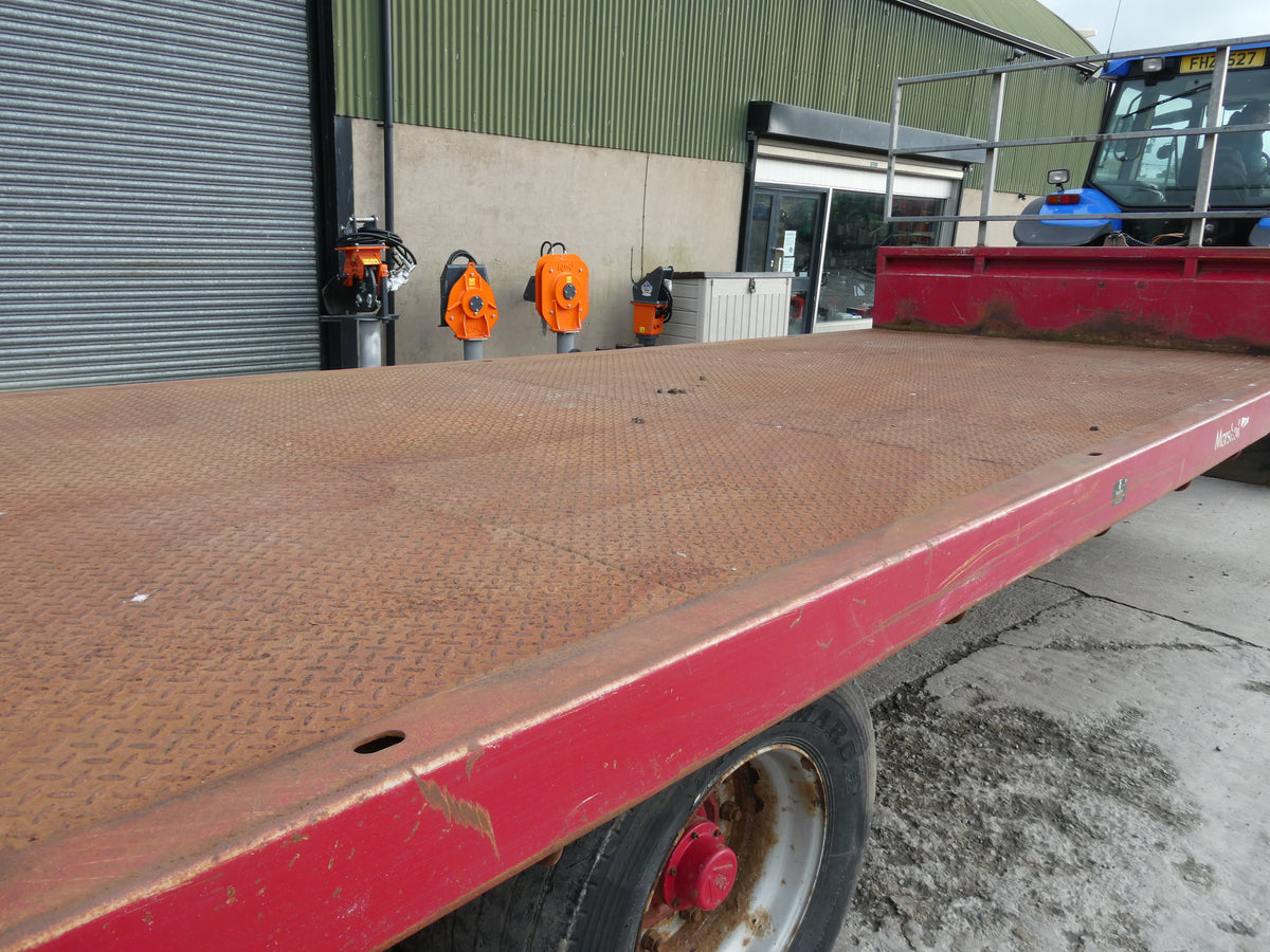 Marshall 25ft Flat trailer