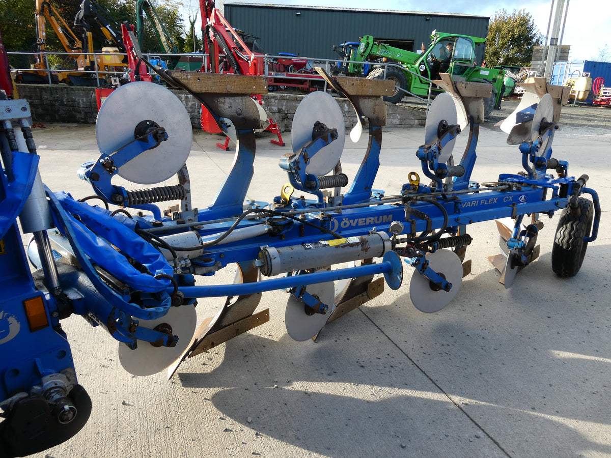 Overum 4F Reversible plough