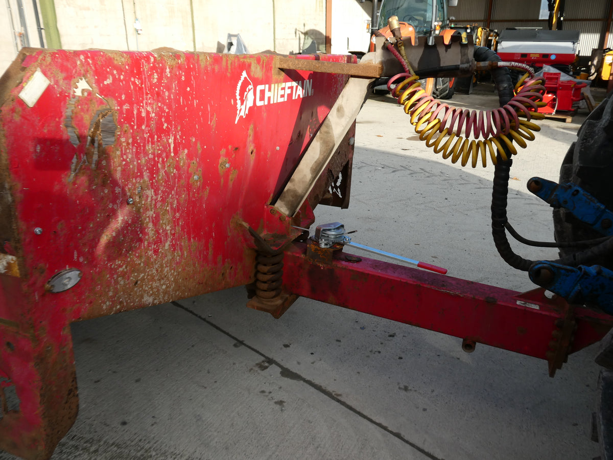 Cheiftan tandem axle low load trailer