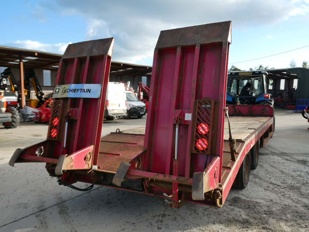 Cheiftan tandem axle low load trailer