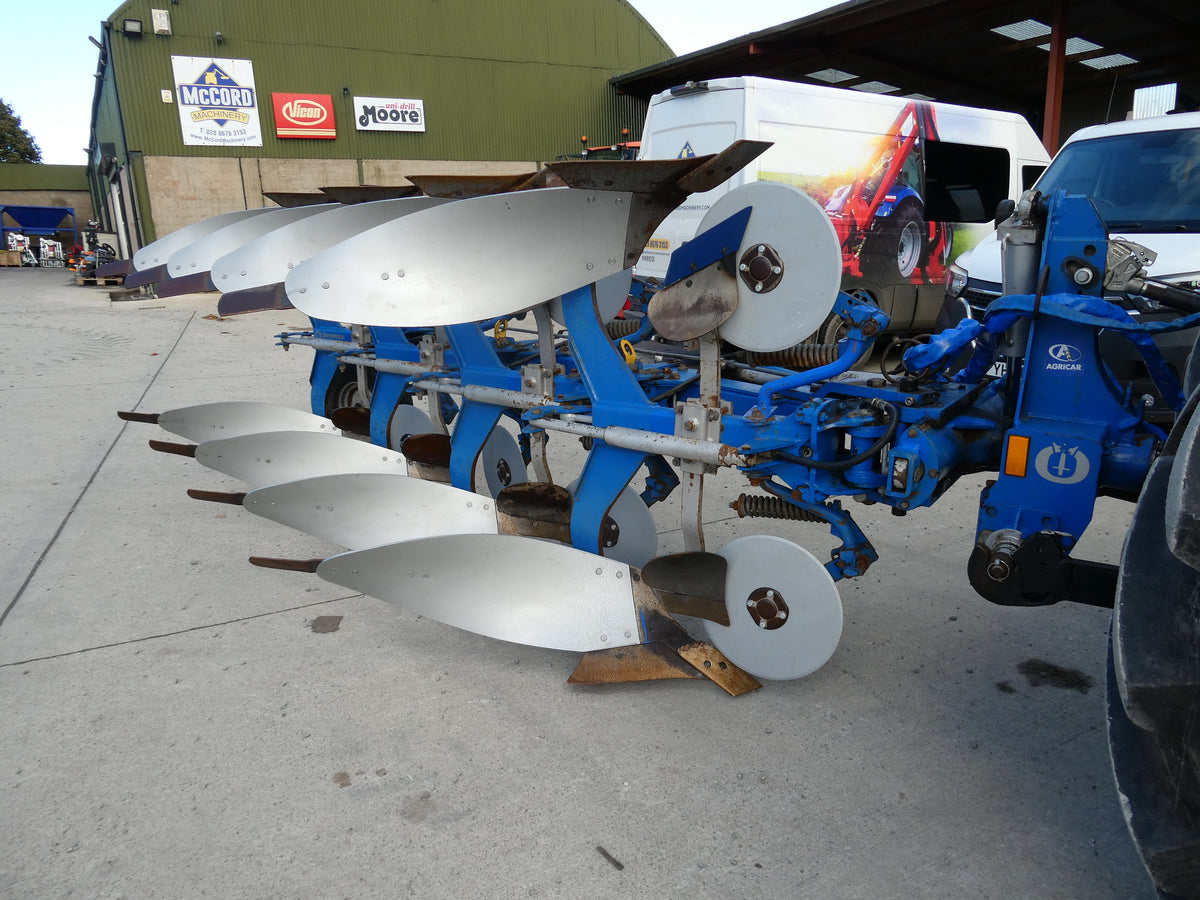 Overum 4F Reversible plough