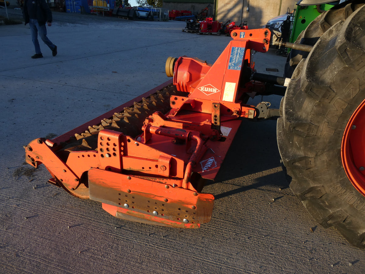 Kuhn HR 3003 Power harrow