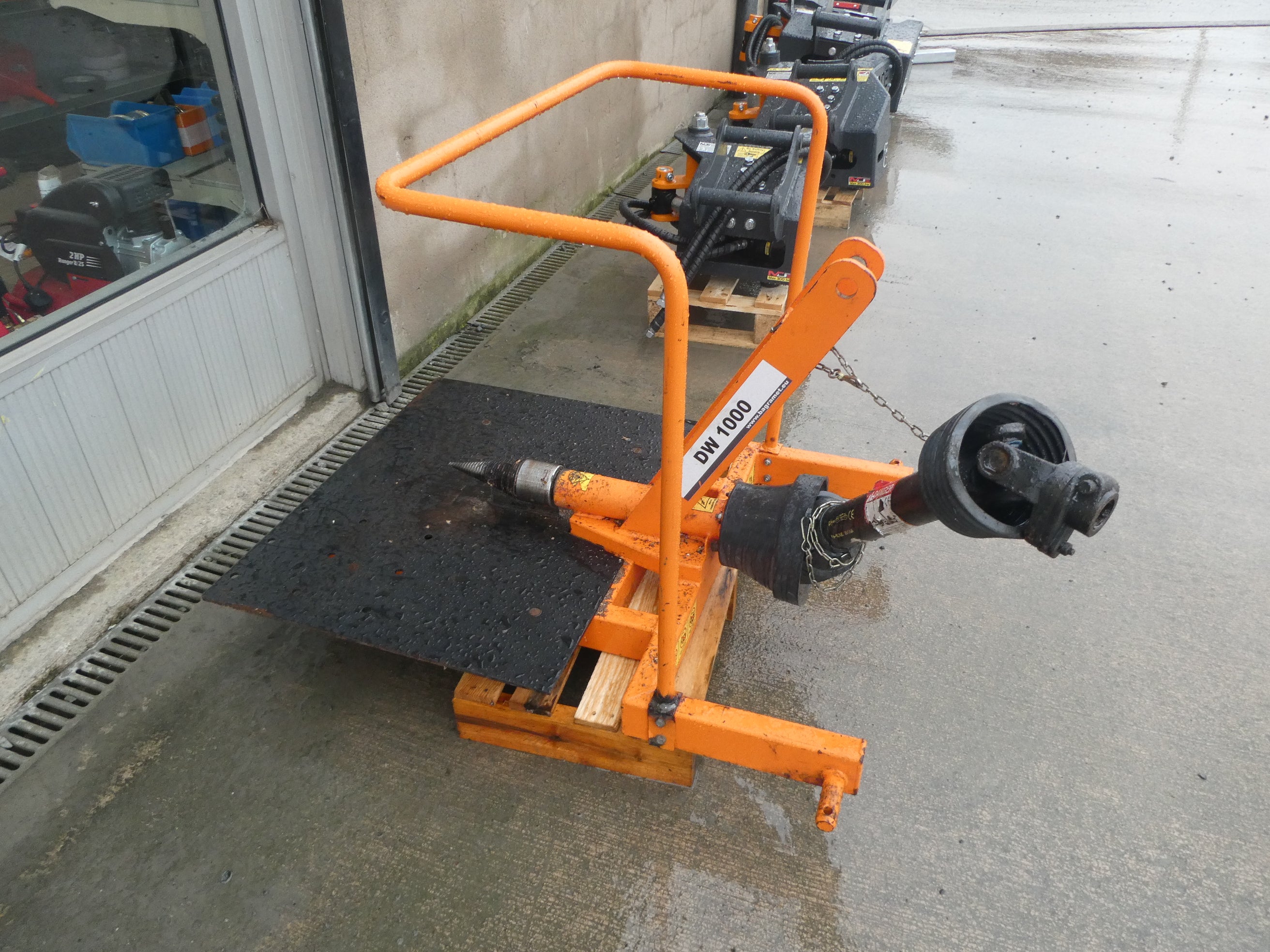 Screw Type Log Splitter