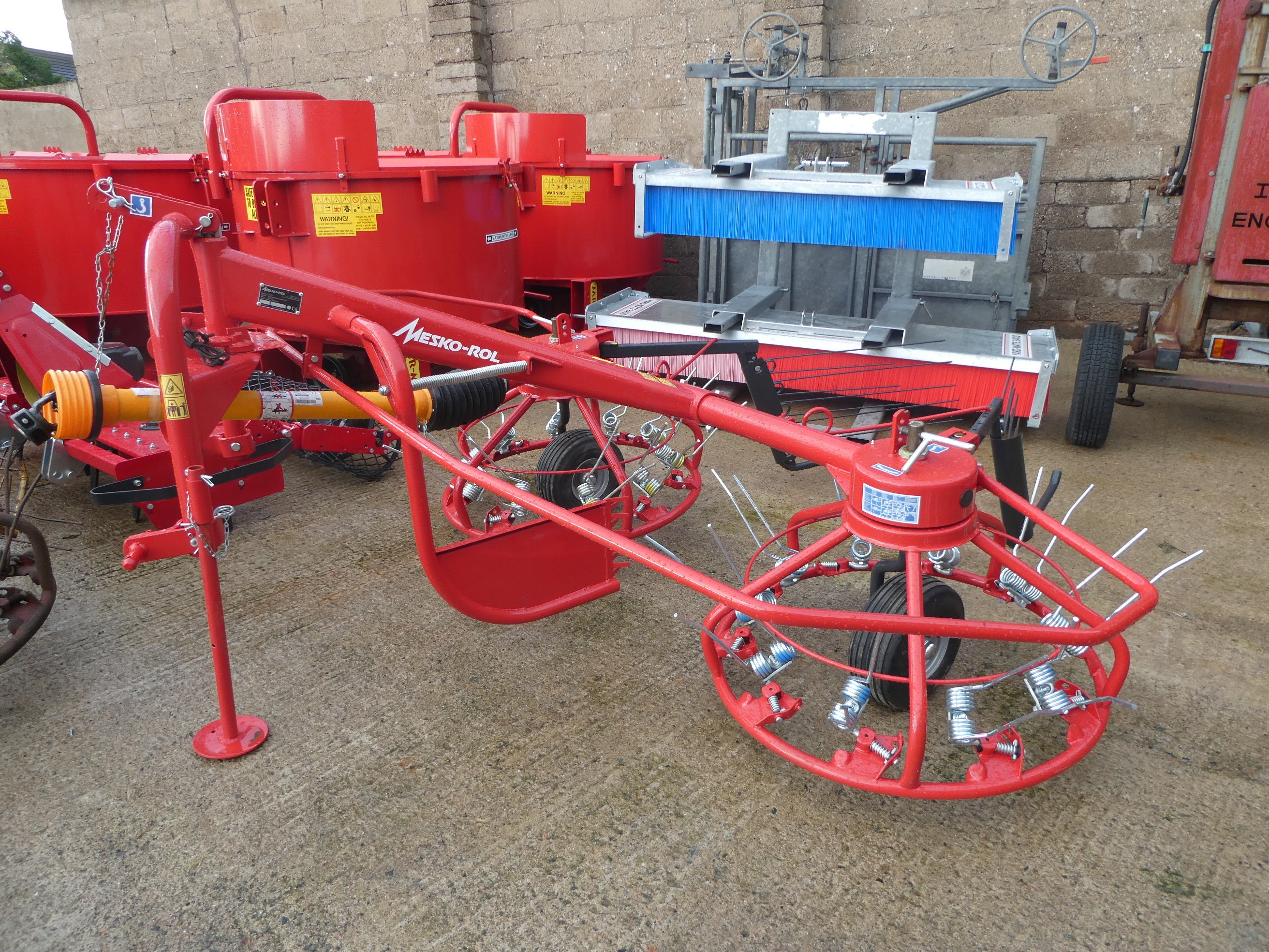 New Mesko 300 haybobs