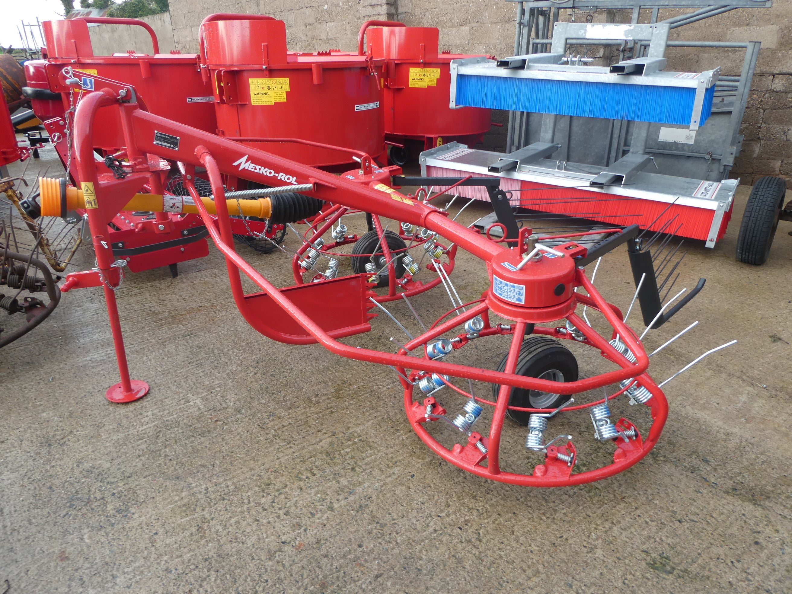 New Mesko 300 haybobs