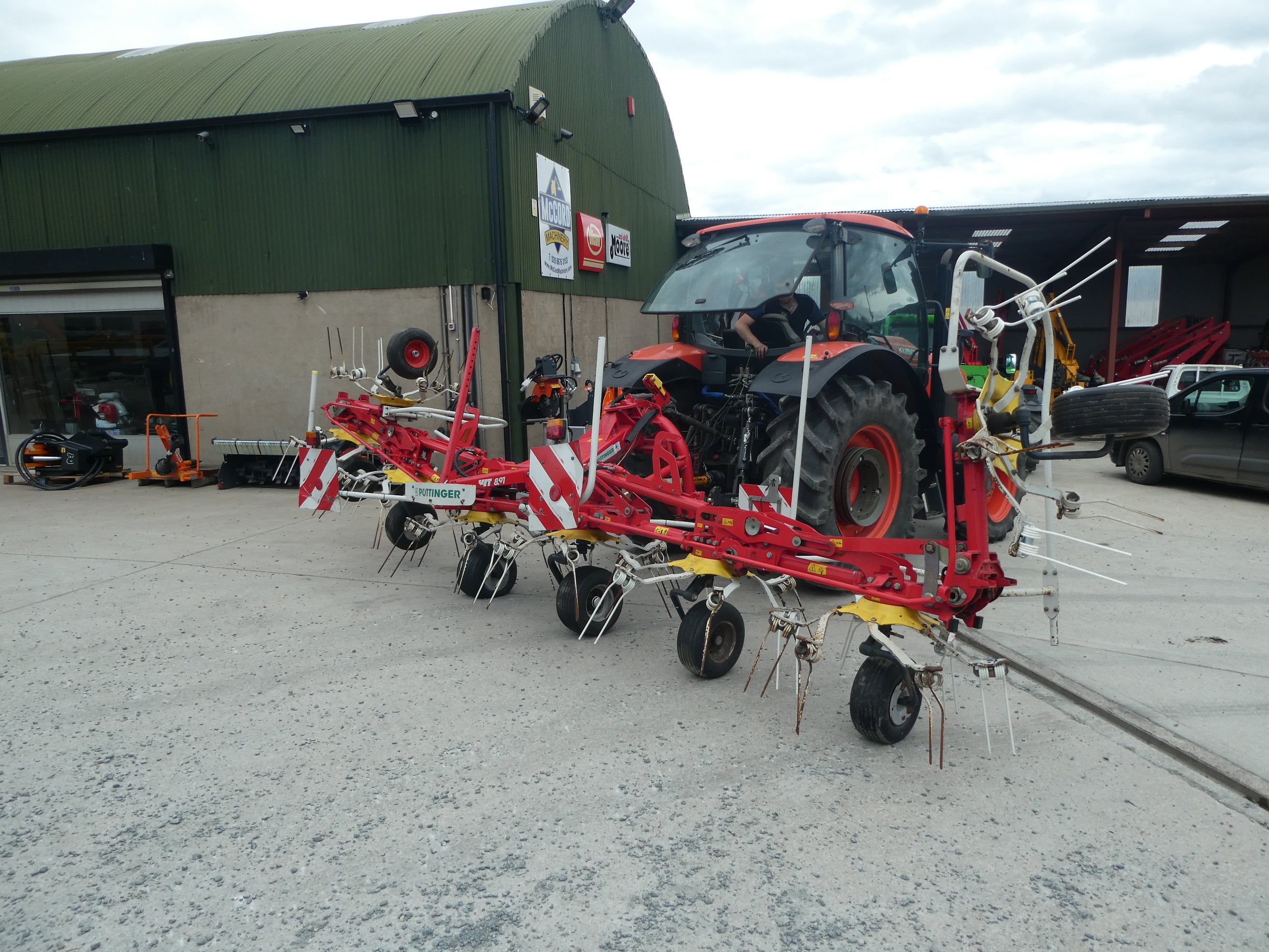 Pottinger HIT 8.91 rotor tedder