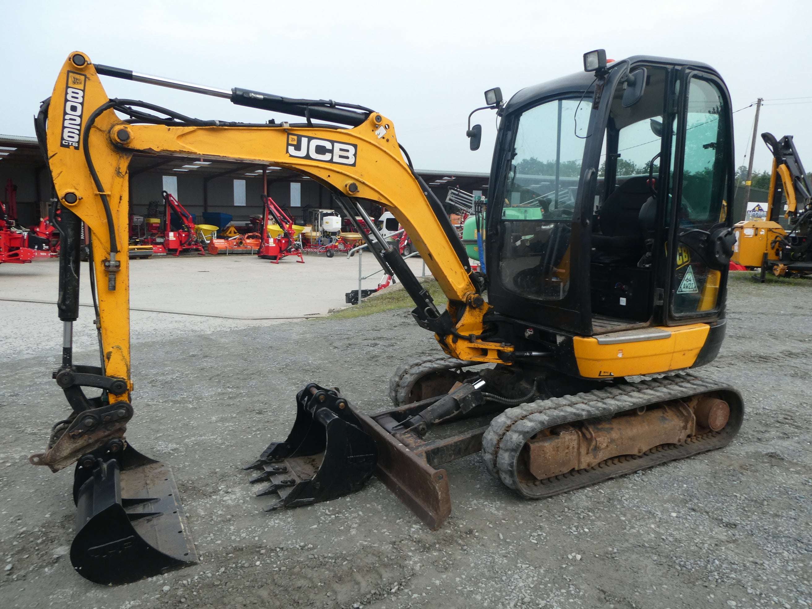 JCB 8026CTS Digger