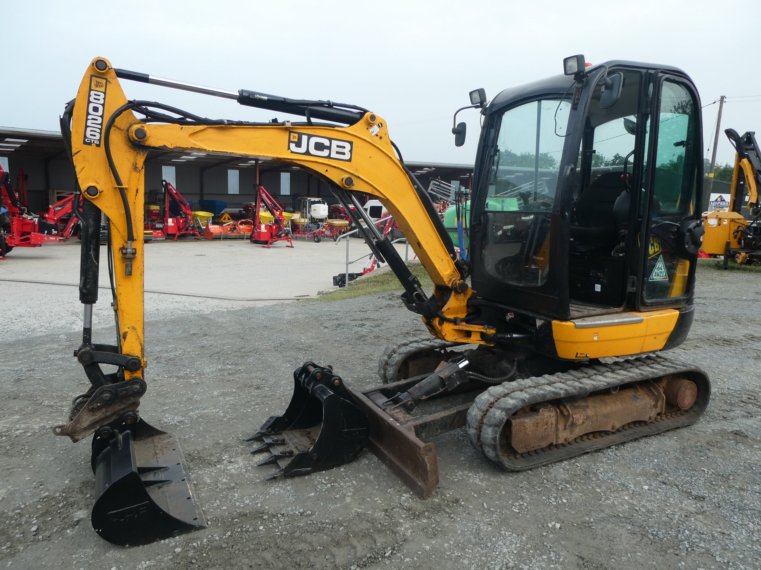 JCB 8026CTS Digger
