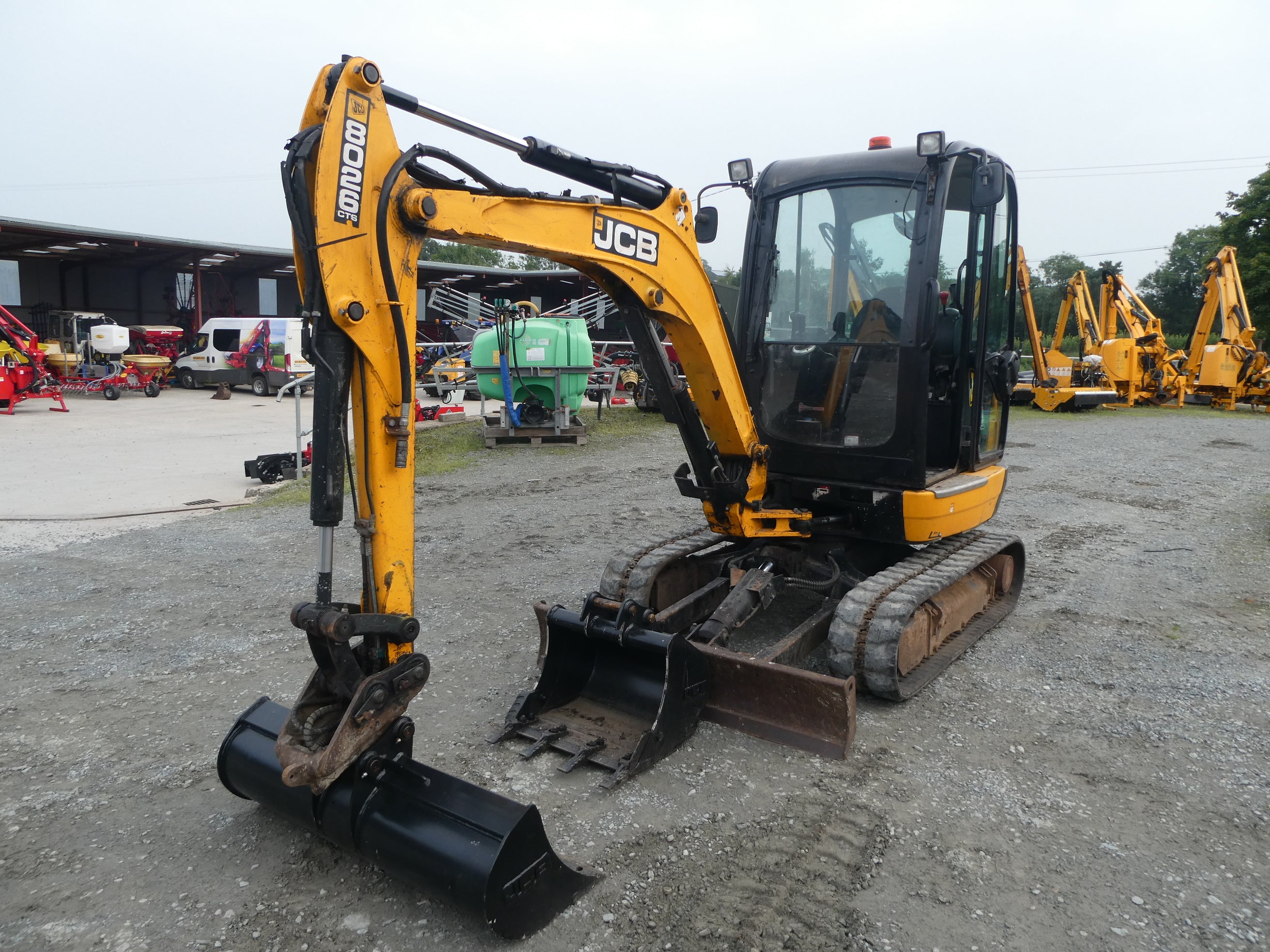 JCB 8026CTS Digger