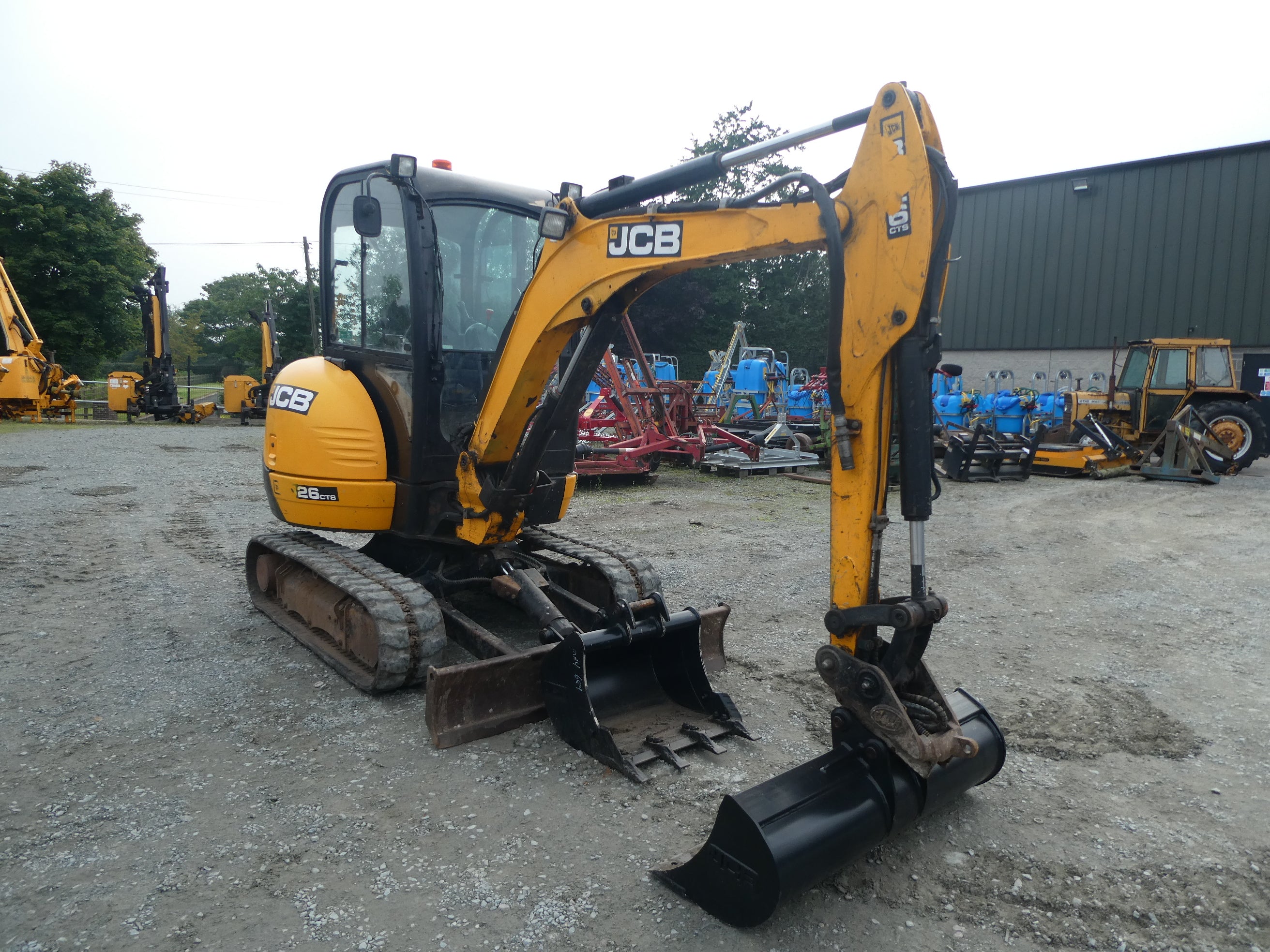JCB 8026CTS Digger