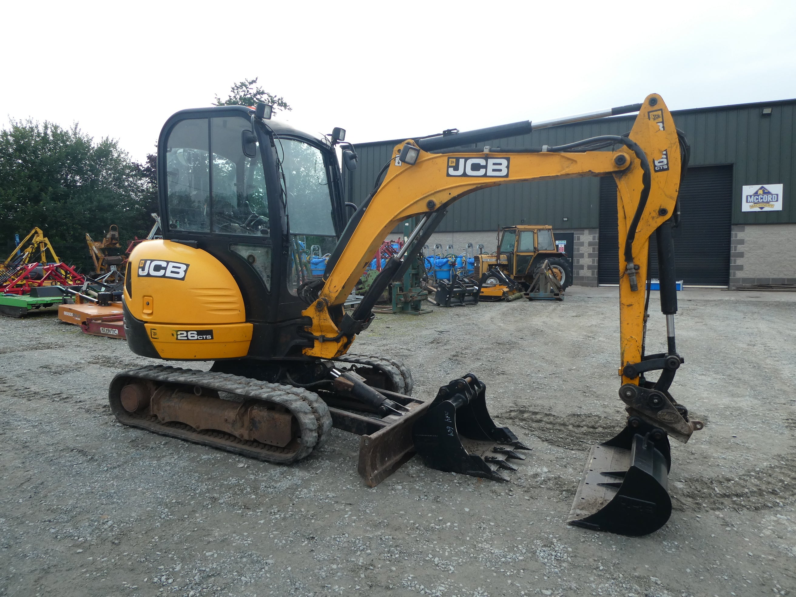 JCB 8026CTS Digger