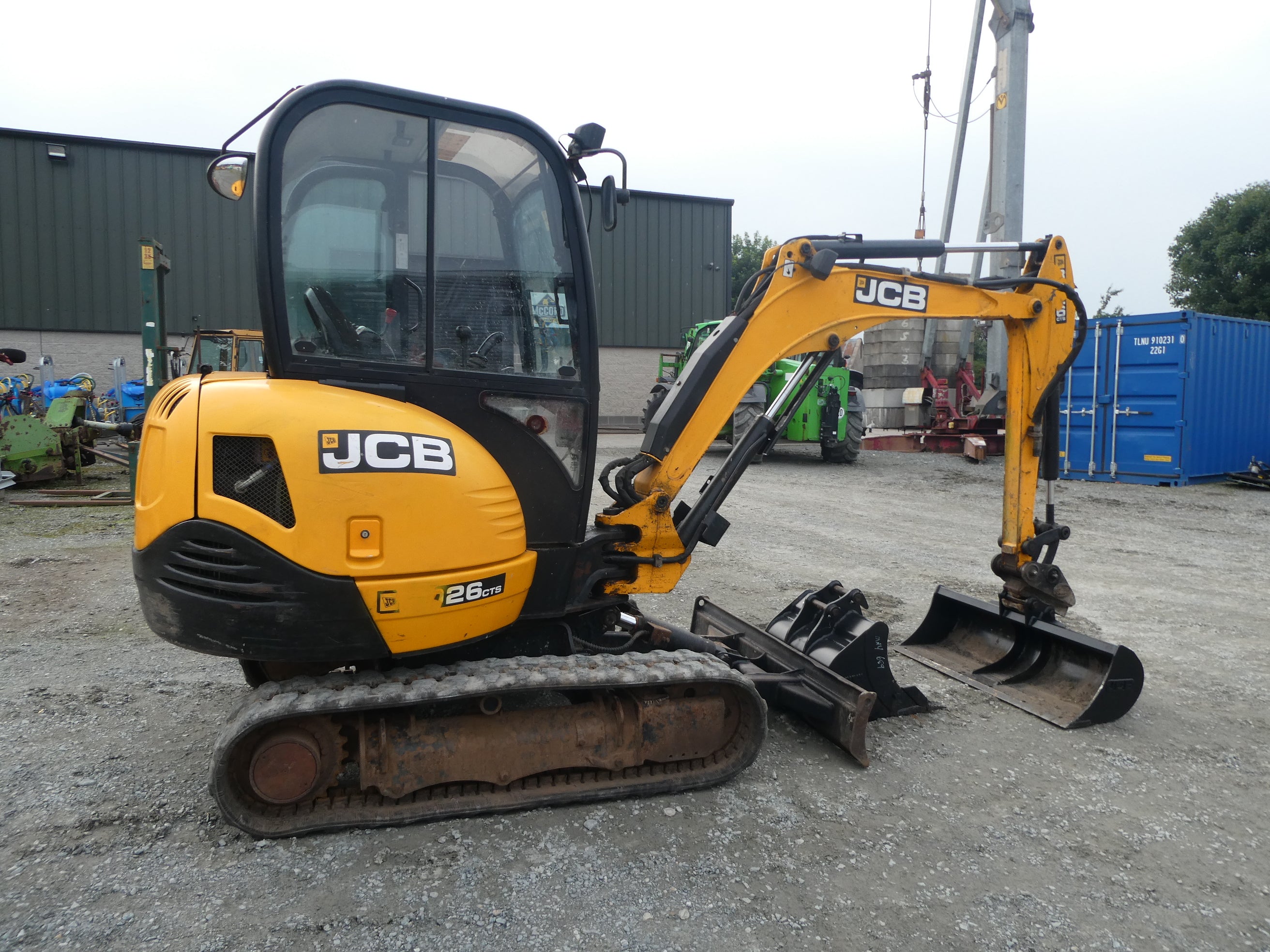 JCB 8026CTS Digger