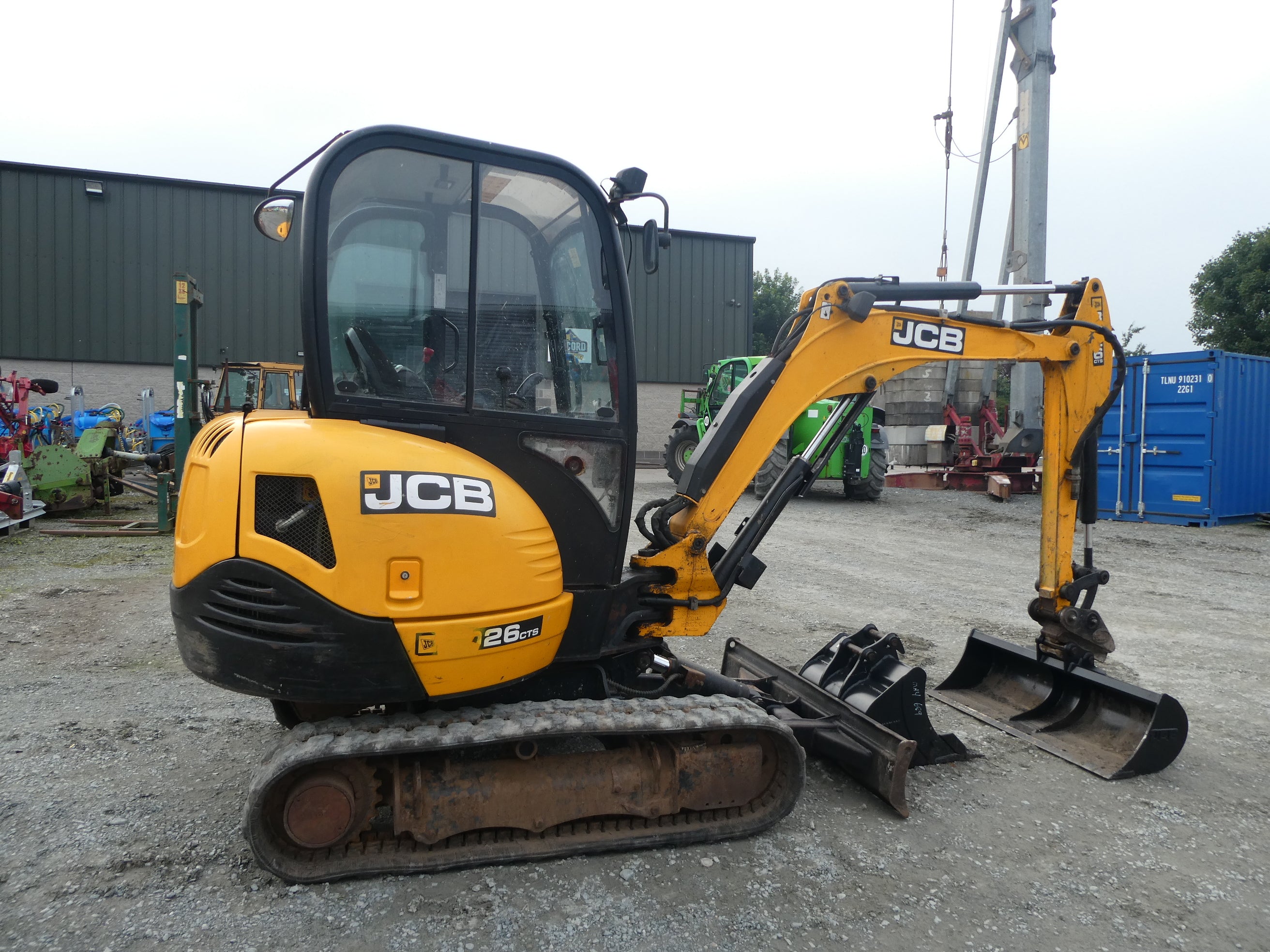 JCB 8026CTS Digger