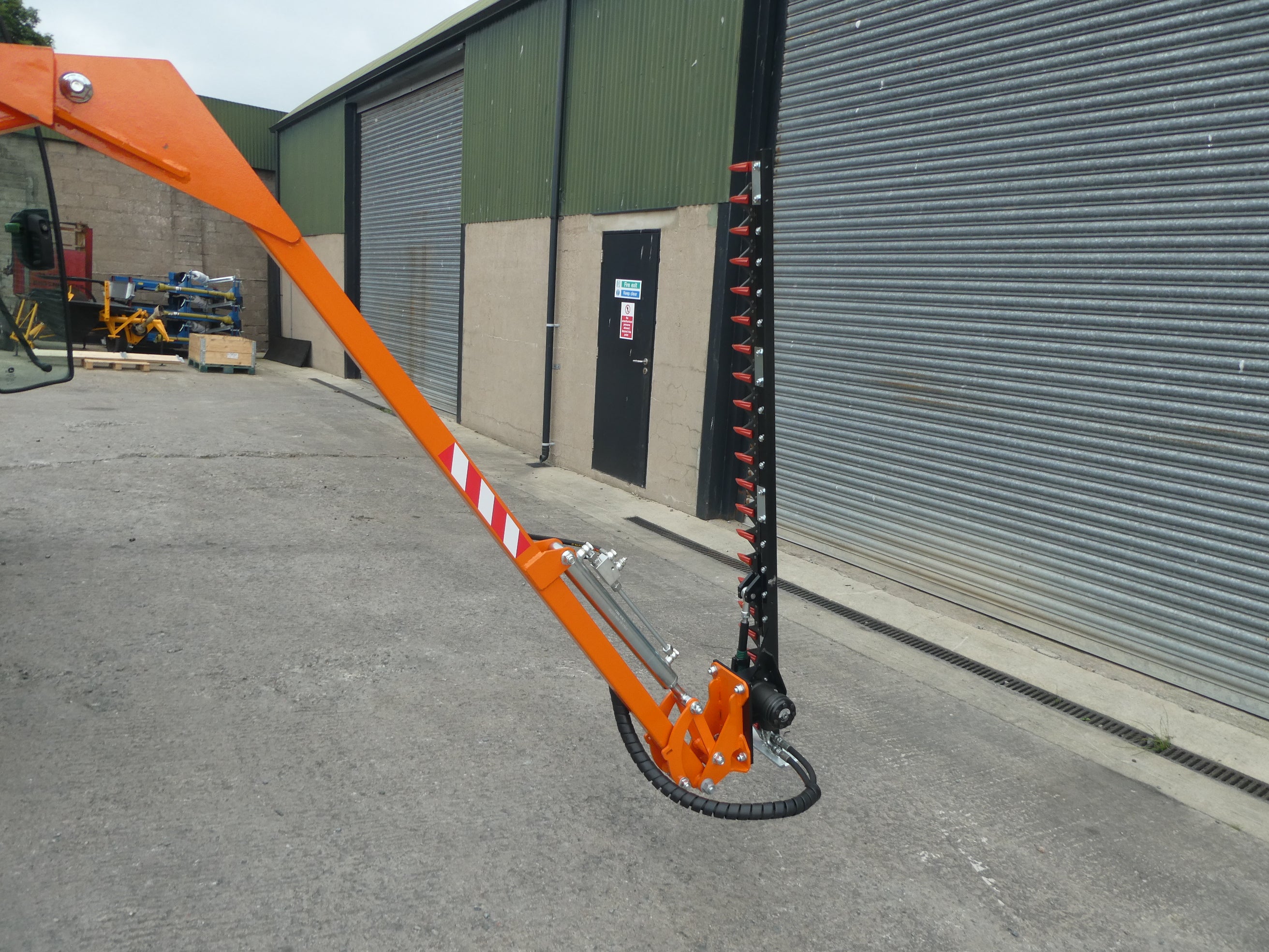 Deleks Fingerbar Hedgecutter