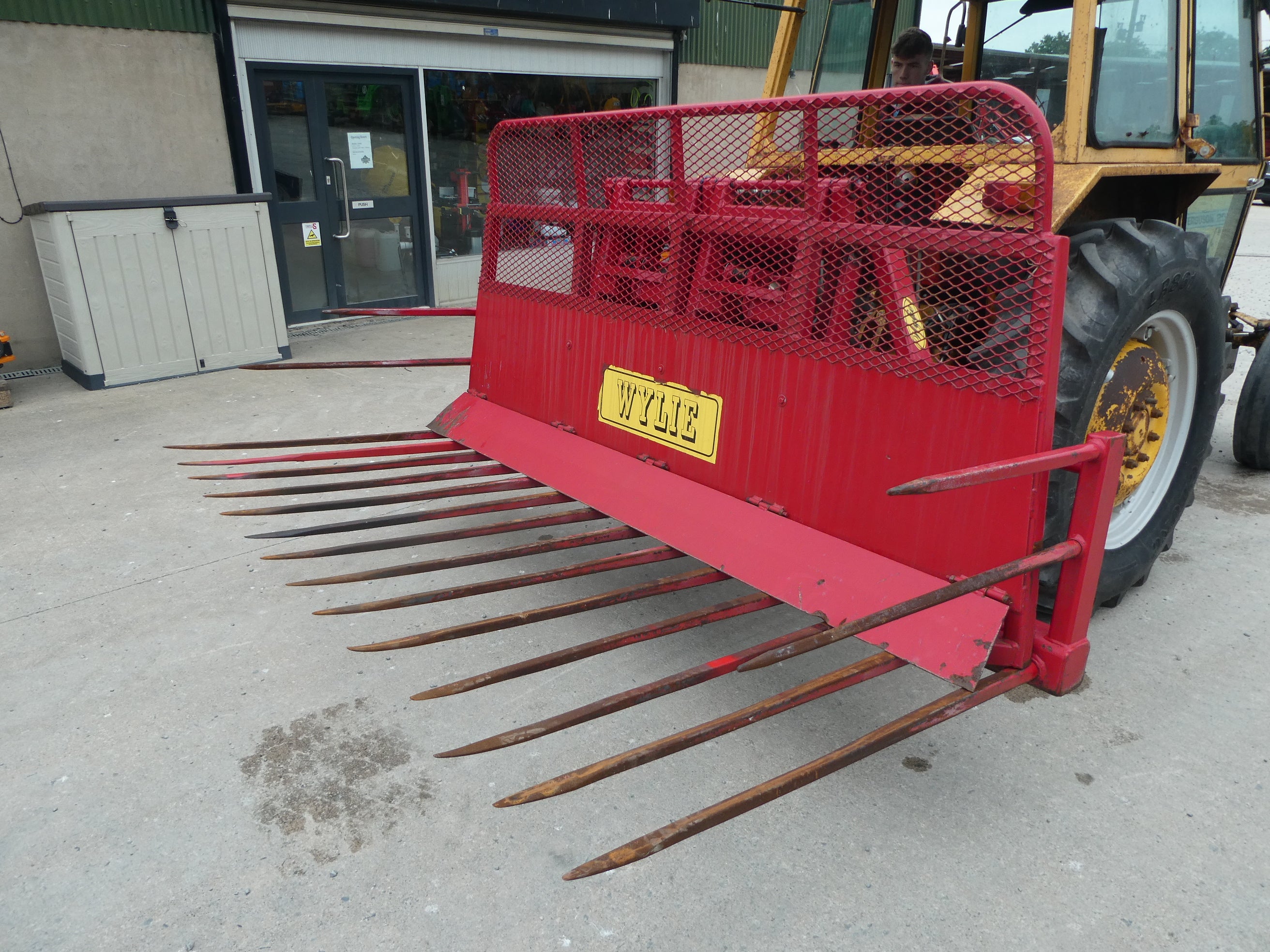 Wylie 14 tine Buckrake