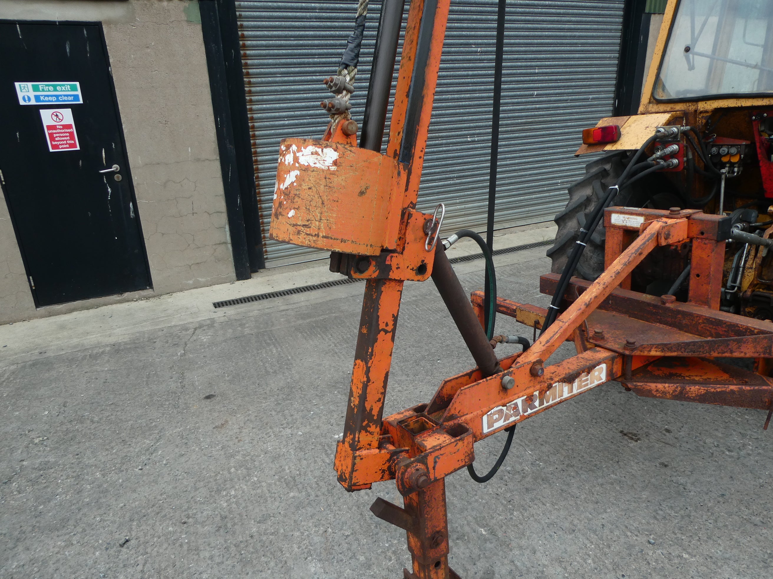 Parmiter Tractor Post driver