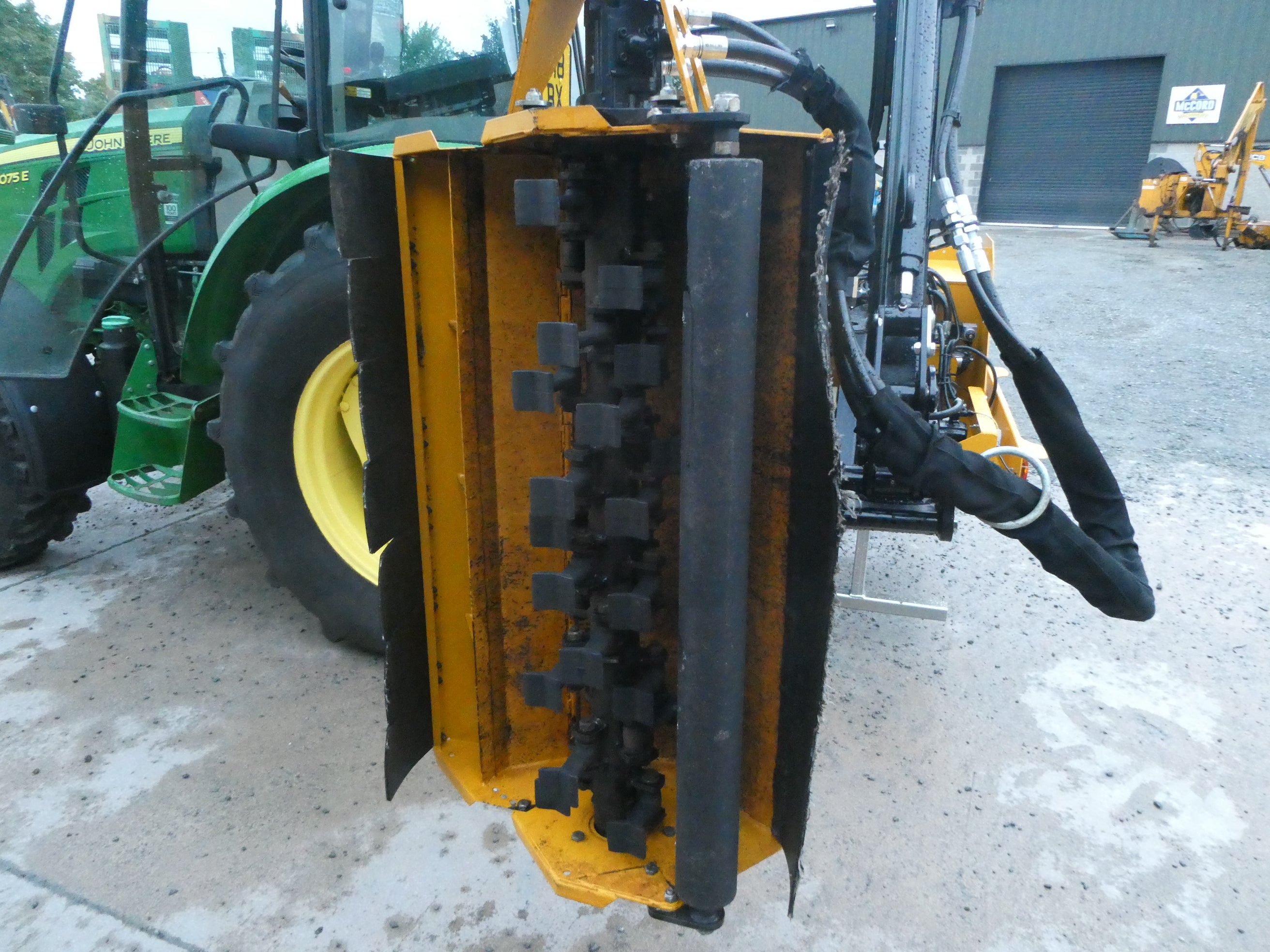 McConnel PA4330 Hedgecutter