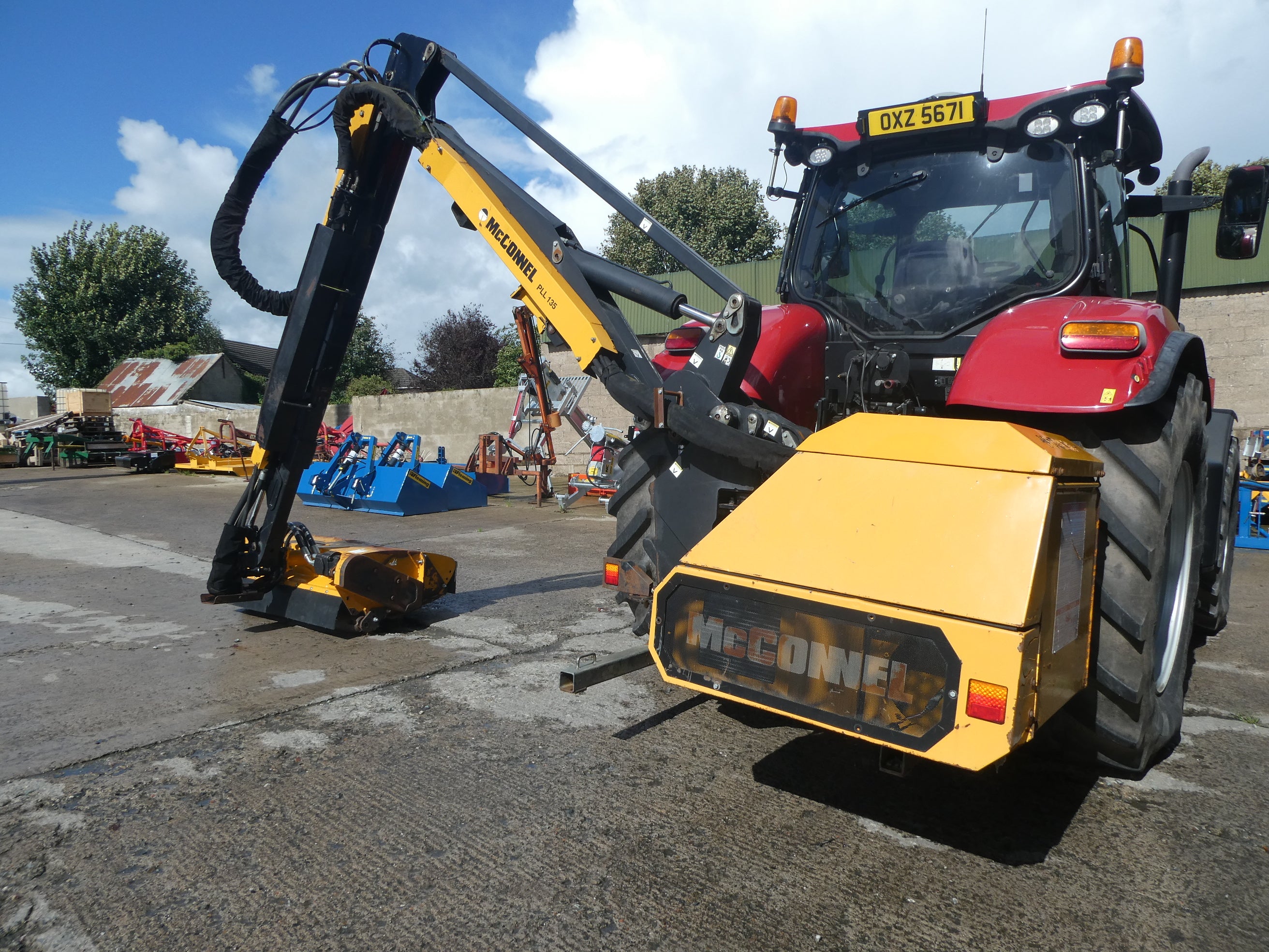 McConnel PA8085T Hedgecutter