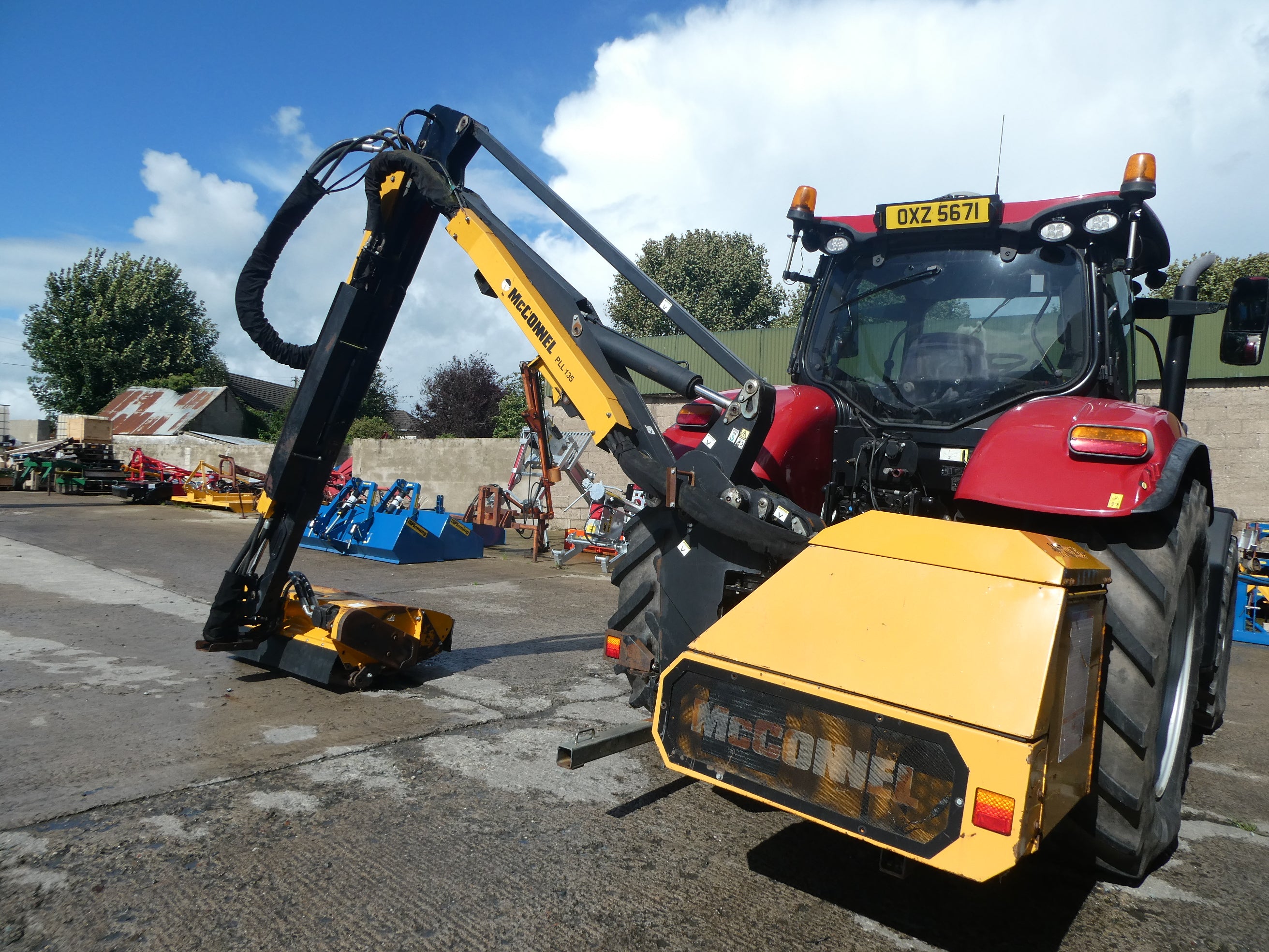 McConnel PA8085T Hedgecutter
