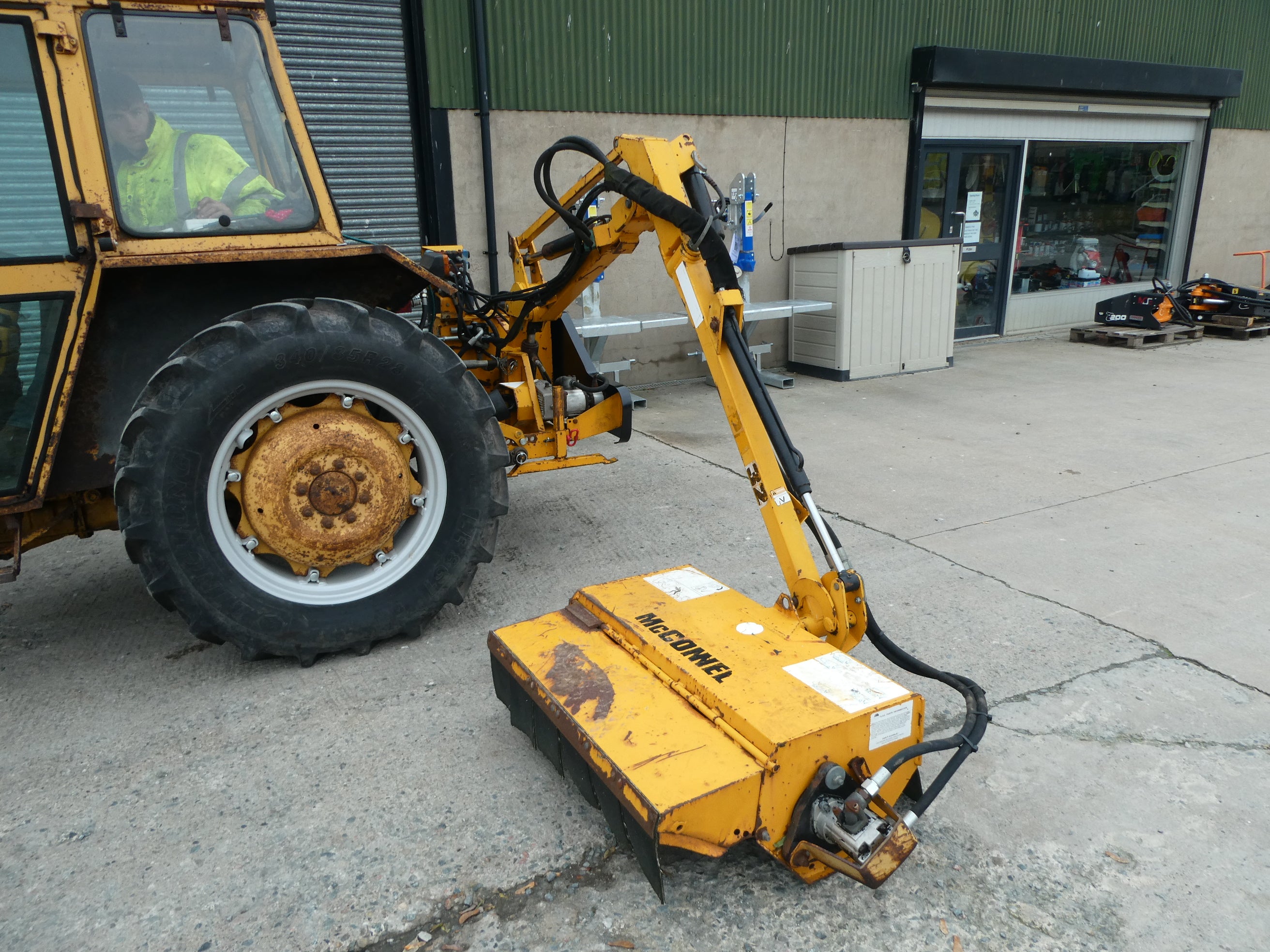 McConnel PA32 Hedgecutter