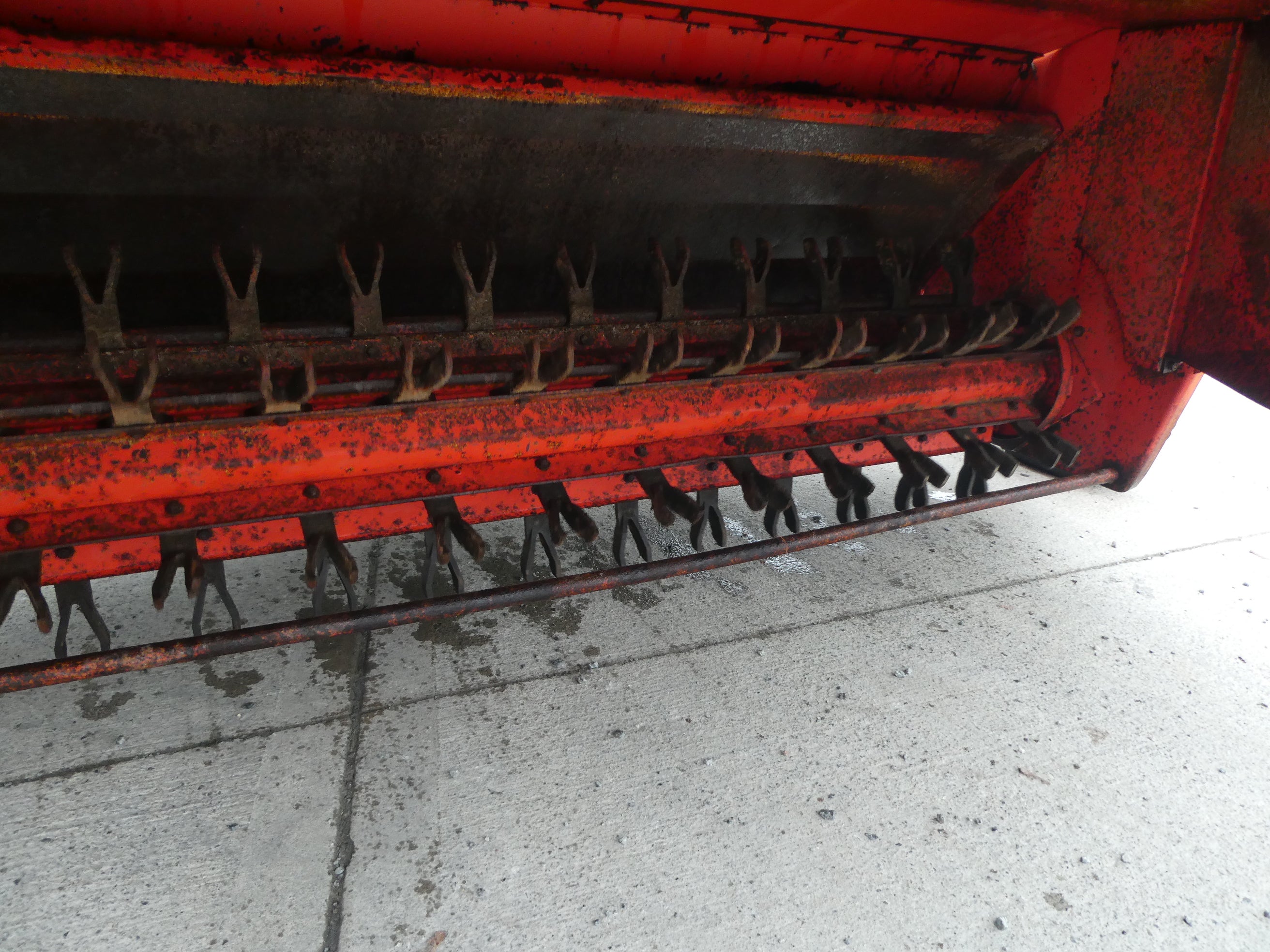 K2 silage/straw wilter