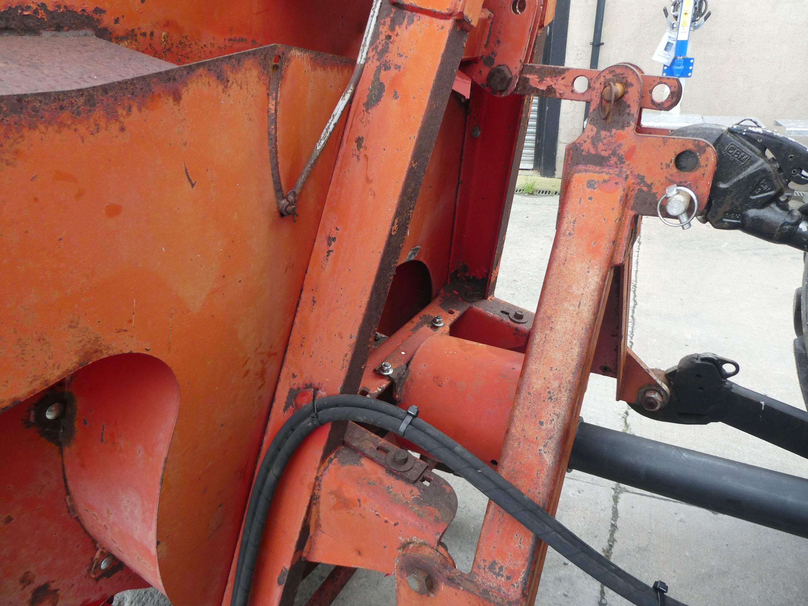 Teagle 404 straw Shredder